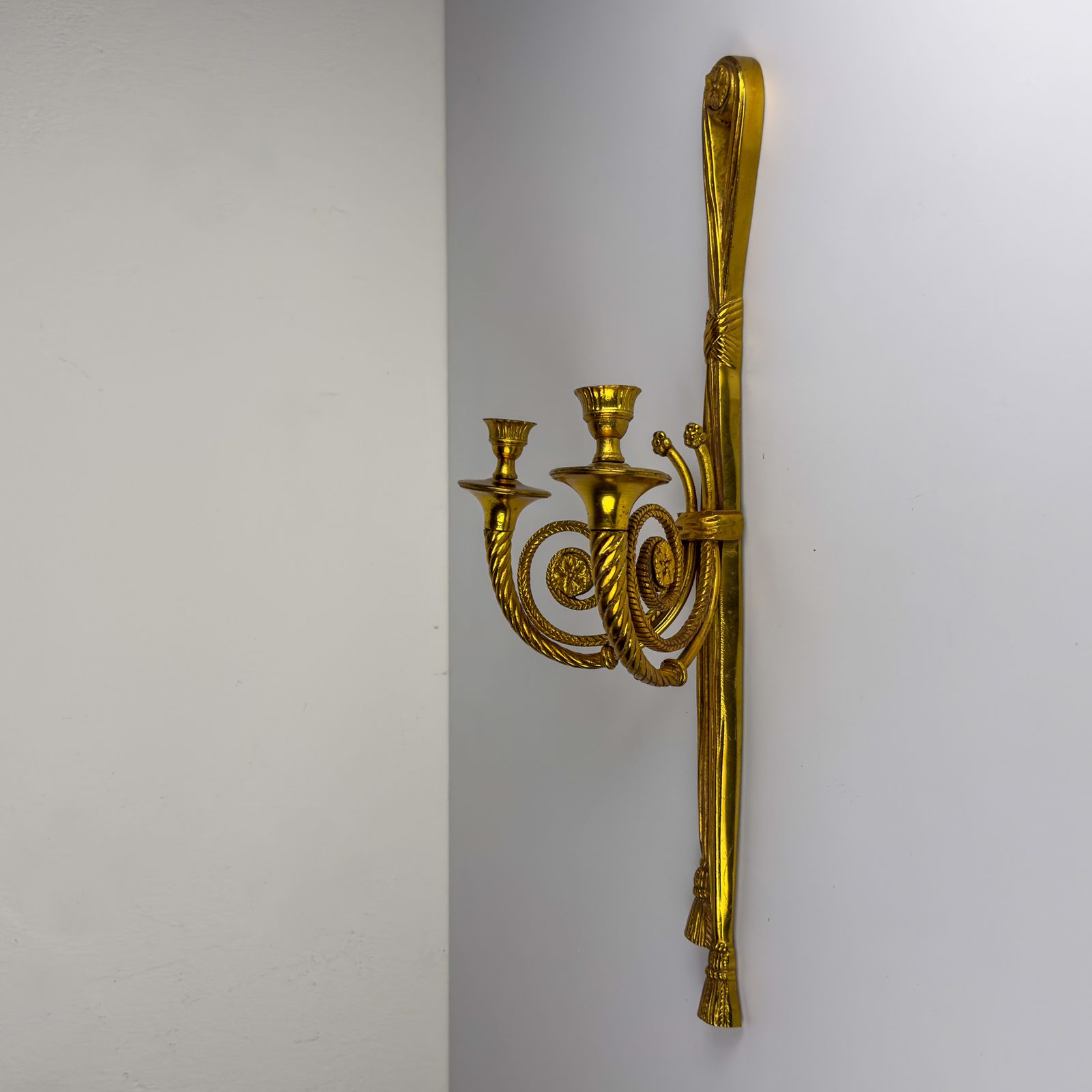 Grote bronzen wandkandelaar, Frankrijk, ca. jaren 1950 photo furniture