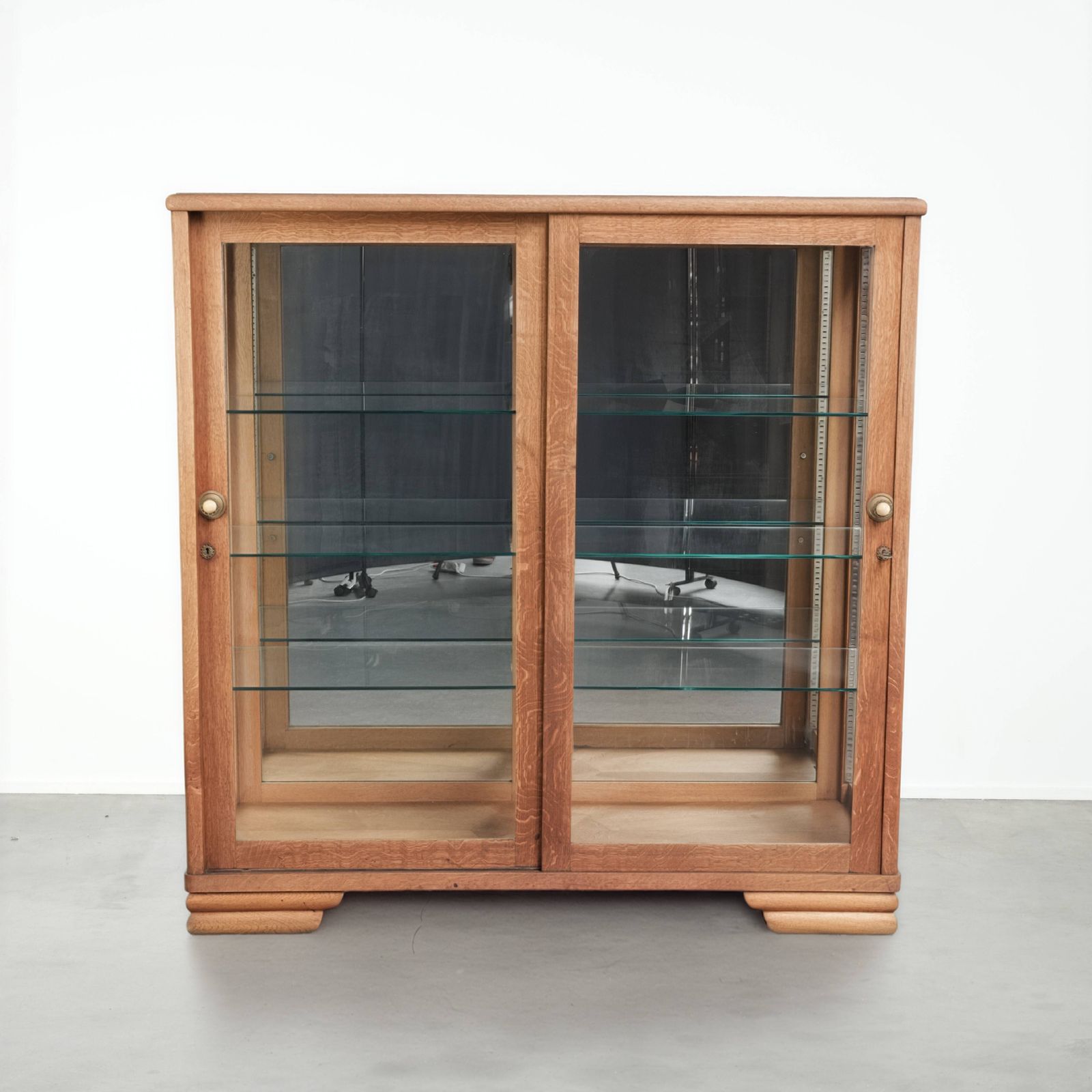Antique Dutch Oak Display Cabinet With 2 Doors, Glass Shelves And A Mirrored Back