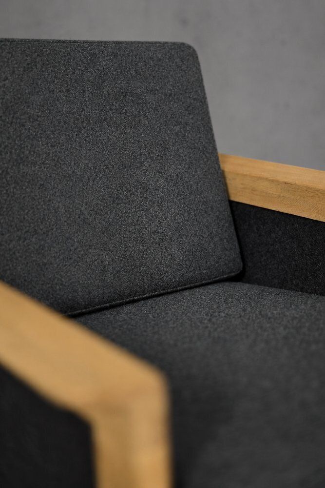 photo vinterior Mid-Century Deens Modern eiken en vilt lounge fauteuils, jaren 1960, set van 2