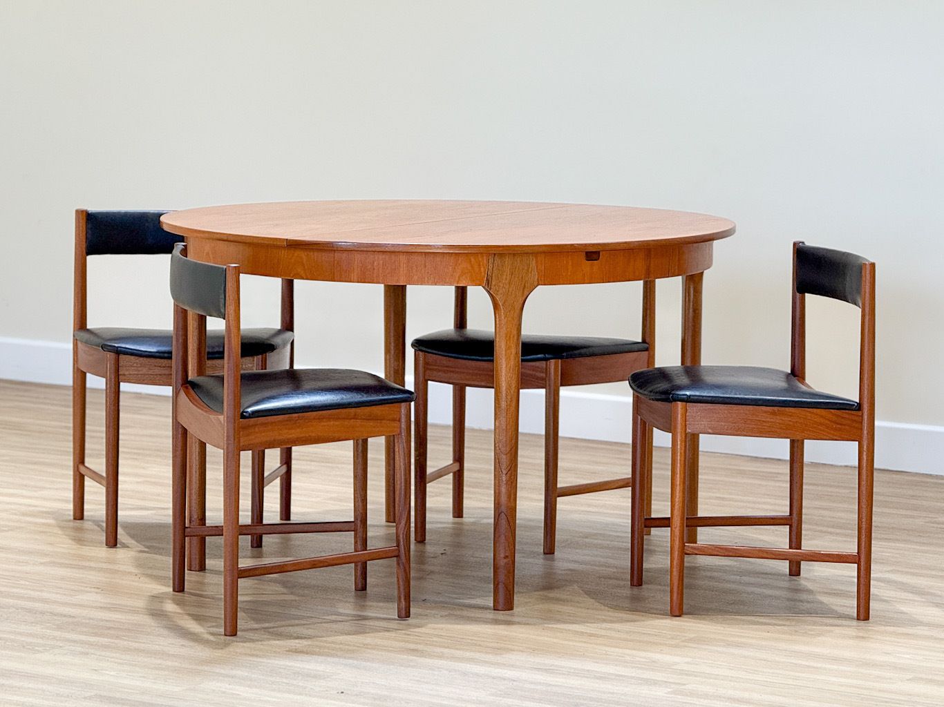 McIntosh Dunvegan Teak Dining Set – Round Extending Table & 4 Chairs (1960s Scotland) photo furniture