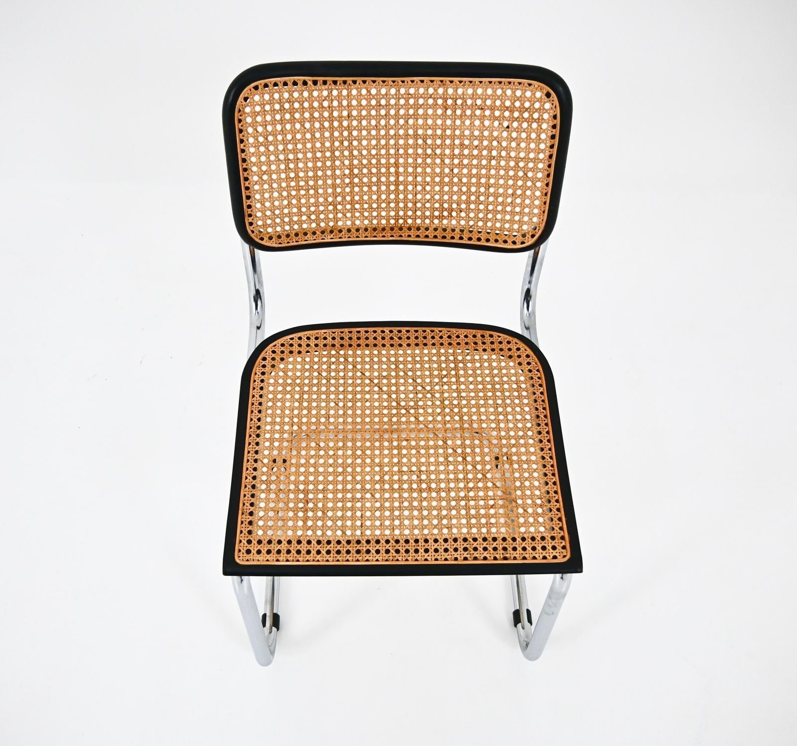 photo furniture Dining Chairs Style B32 By Marcel Breuer Set Of 4