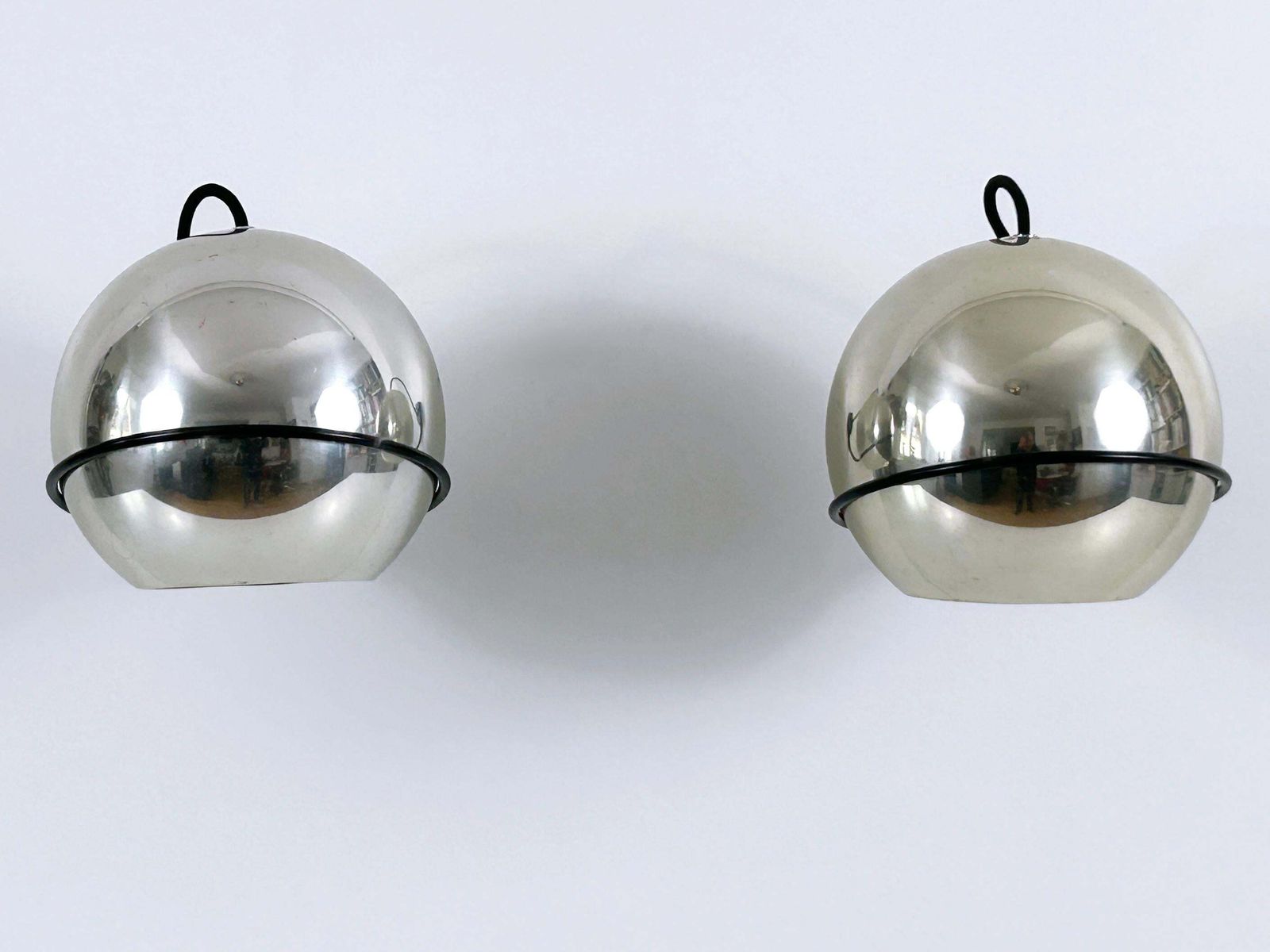 Set Of Two Spherical Sconces Model 232/G By Gino Sarfatti Fo Arteluce Italy 1961 photo for sale