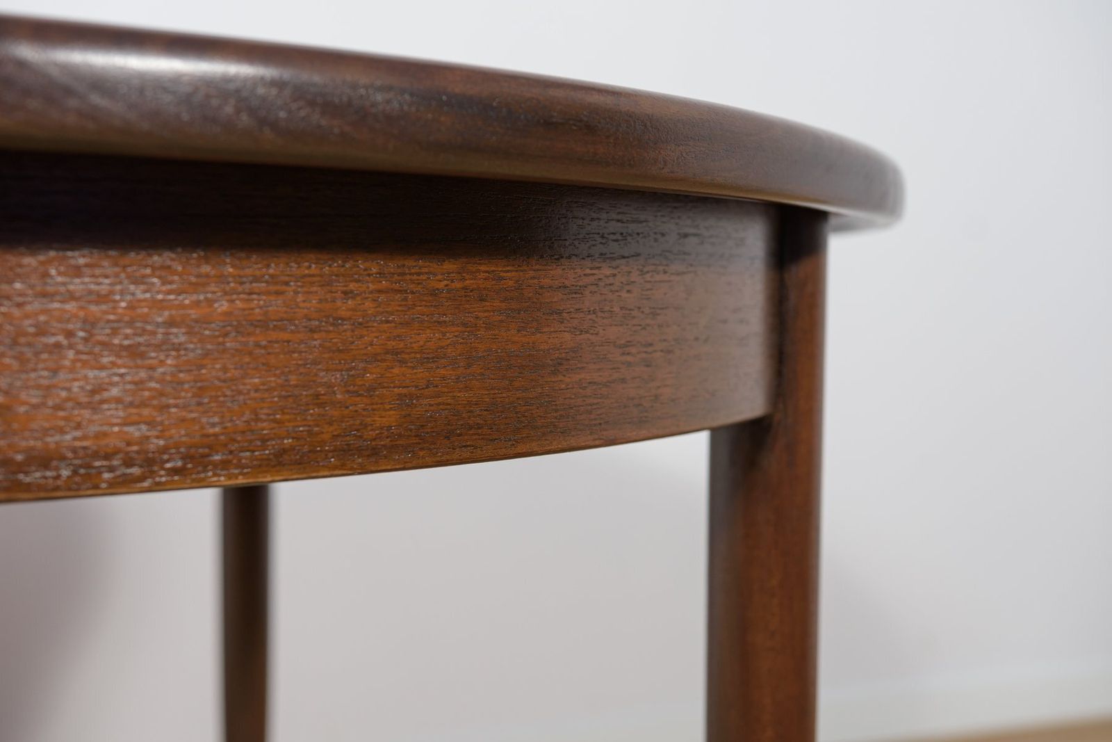 photo vinterior Mid Century Round Teak Fresco Dining Table From G Plan, United Kingdom, 1960s