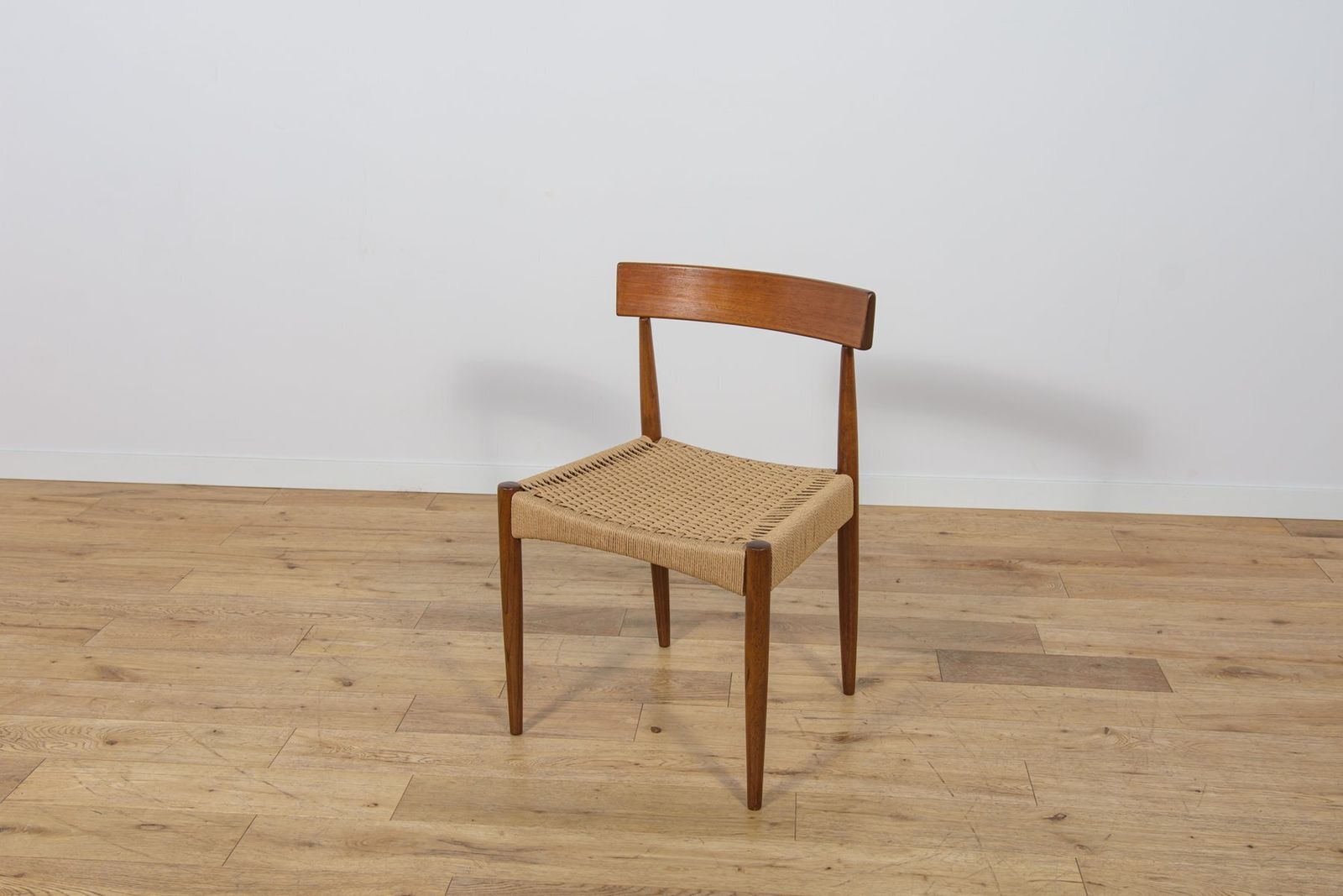 Mid Century Modern Dining Chairs By Arne Hovmand Olsen For Mogens Kold, 1960s, Set Of 8 photo vinterior