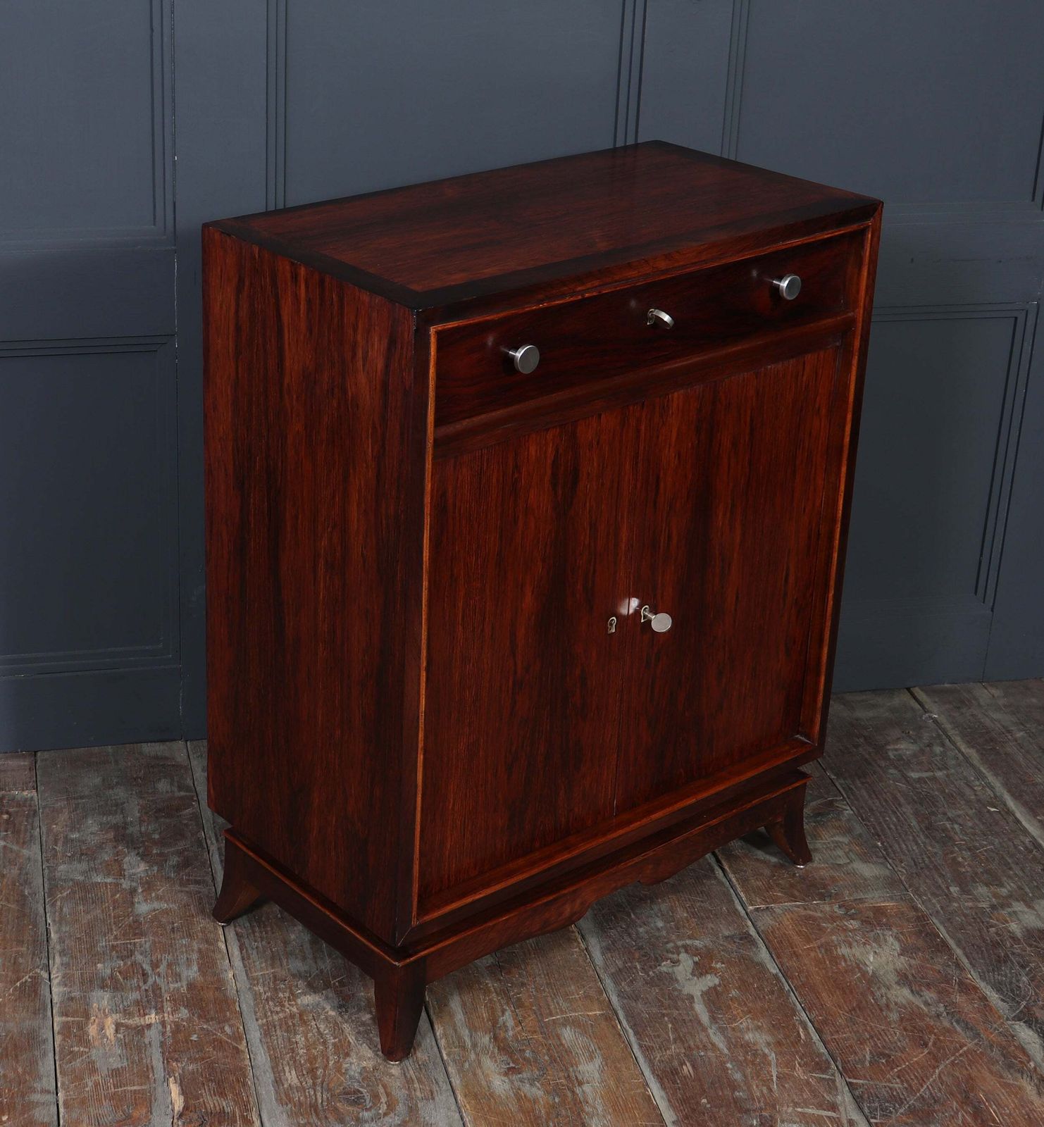 photo vintage French Art Deco Rosewood Cocktail Cabinet