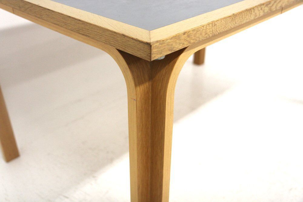Table à manger scandinave en bois de hêtre par Magnus Olesen, Danemark, 1960 photo Mobilier
