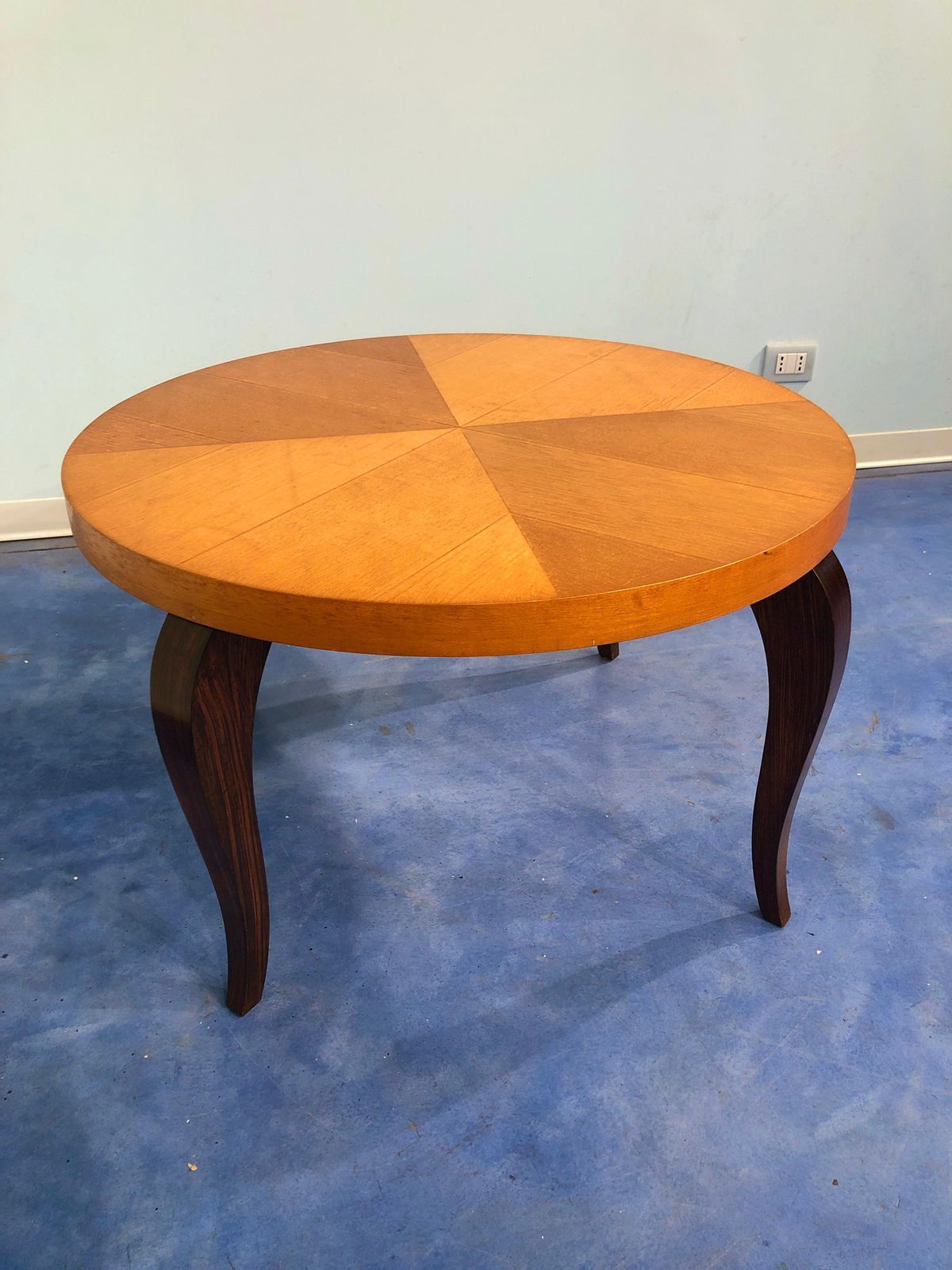 1057.0 French Art Deco Coffee Table, Maple Top, Elegant Design, 1940s, France photo