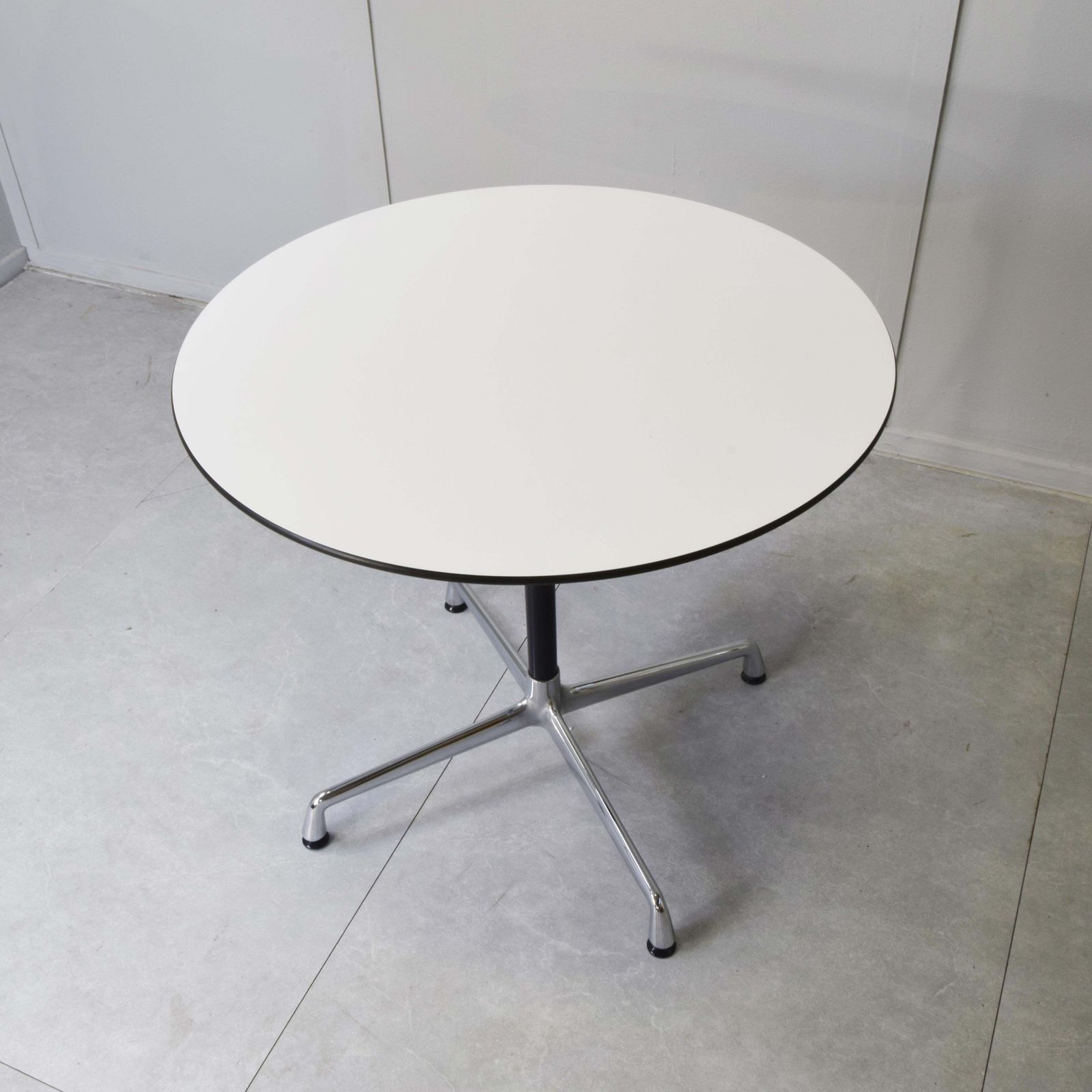 Charles & Ray Eames For Vitra Contract Round Table 1980s photo buy