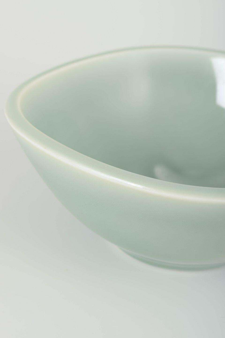 Bol en grès Nils Thorsson pour Royal Copenhagen, glaçure céladon, années 1940 photo for sale