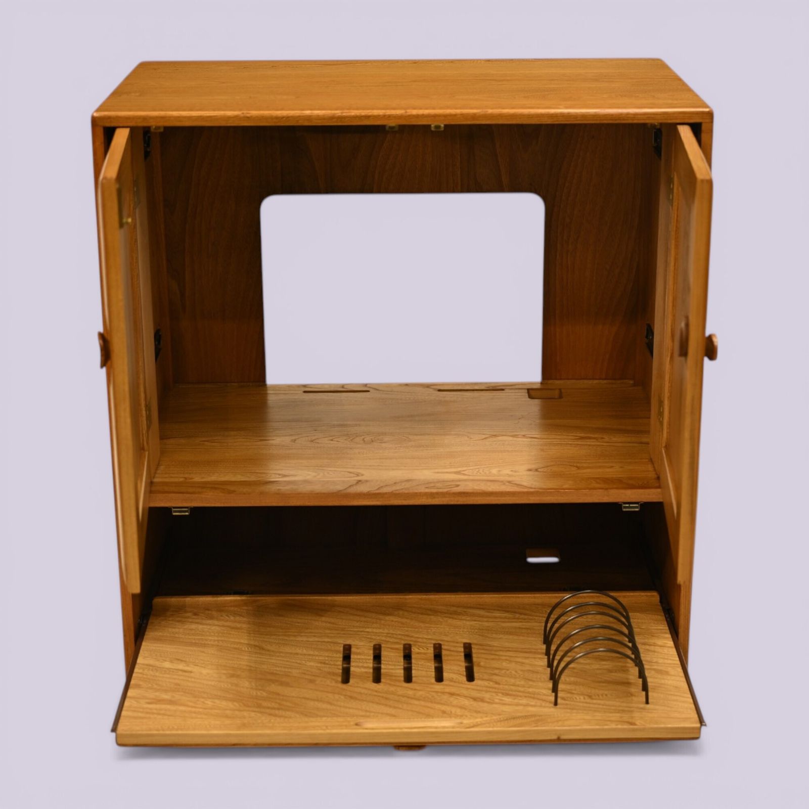 457.0 Ercol Mural Tv Video Cabinet Windsor Range Light Finish Free Uk Delivery photo