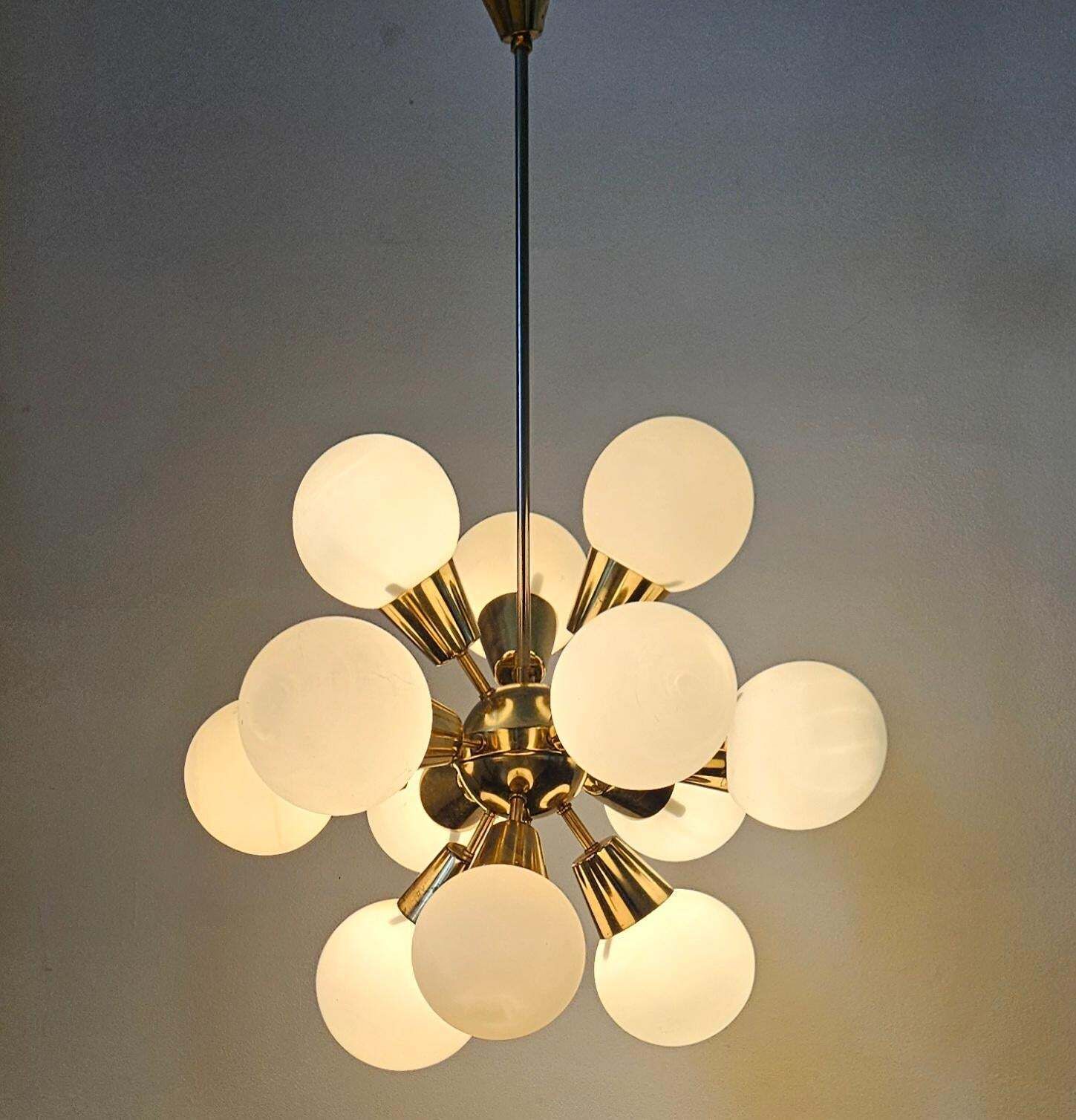 Verlichting Zeldzame mid-century Sputnik-kroonluchter, Kamenický Šenov, jaren 1970 photo