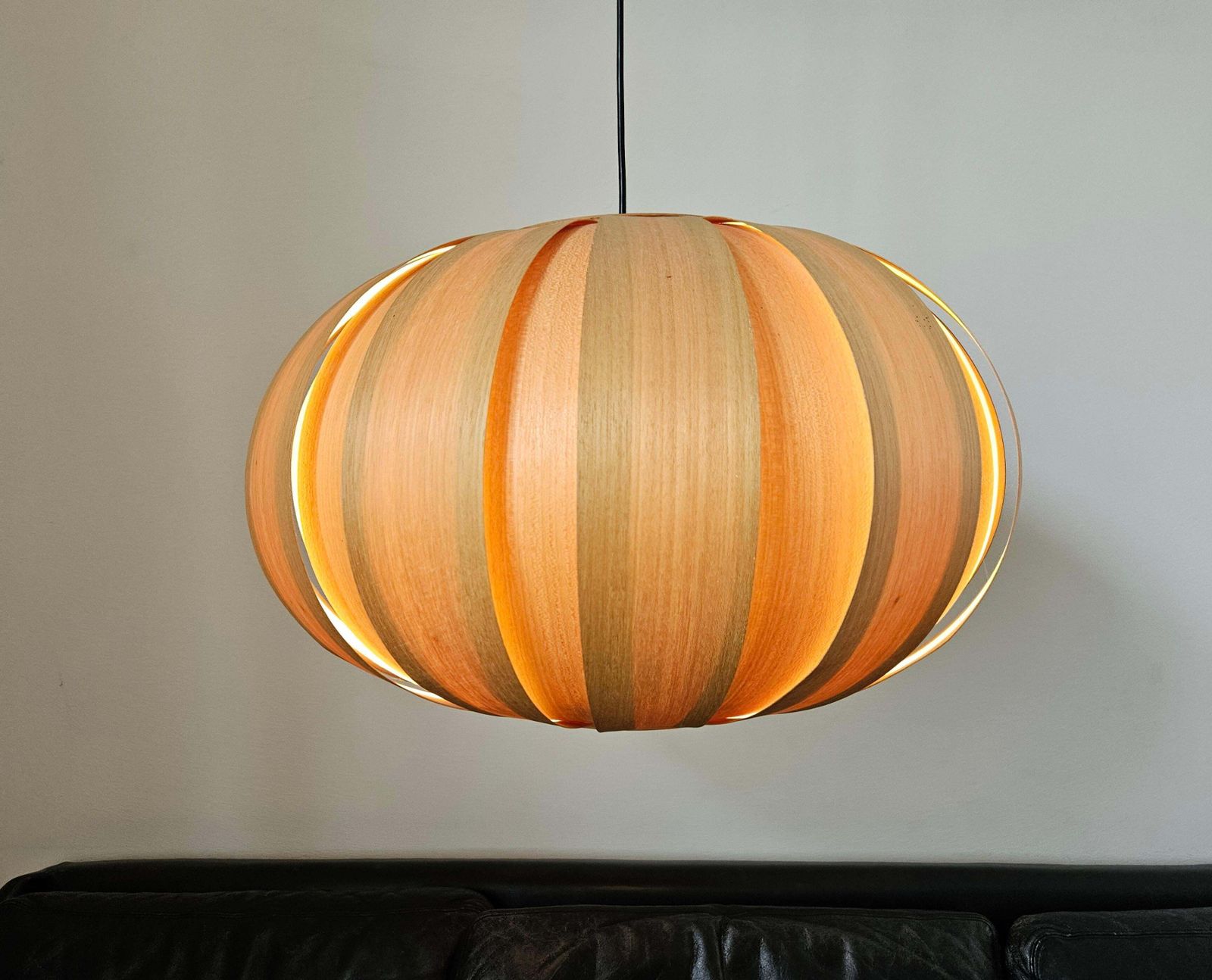 photo furniture Grote fineren zeldzame mid-century hanglamp, Denemarken, jaren 1960