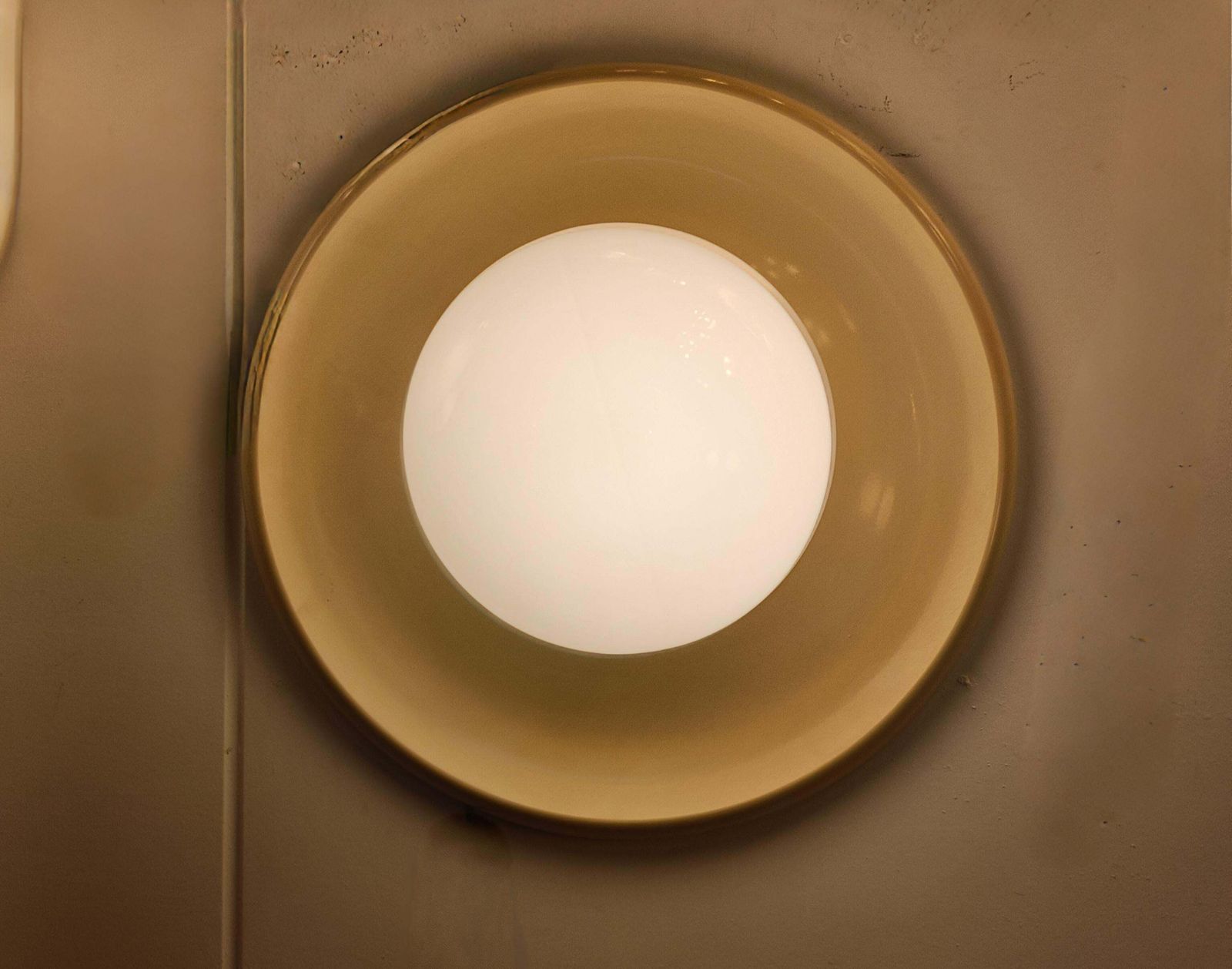 Achille & Pier Giacomo Castiglioni For Flos Wall Lamp "Light Ball," Ital photo 969.0