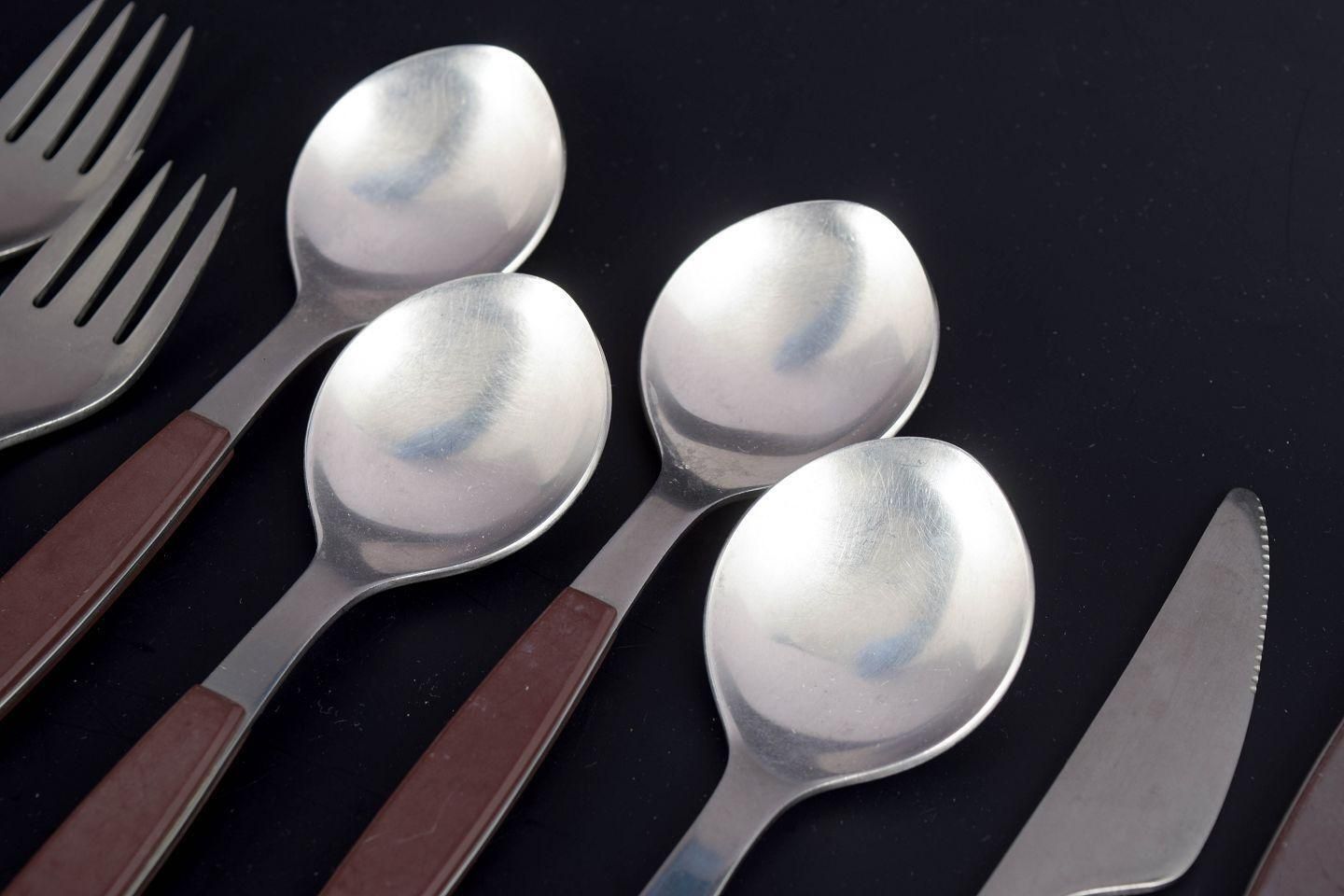 Ménagère Strata Georg Jensen pour 4 personnes en acier inoxydable, par Henning Koppel photo for sale
