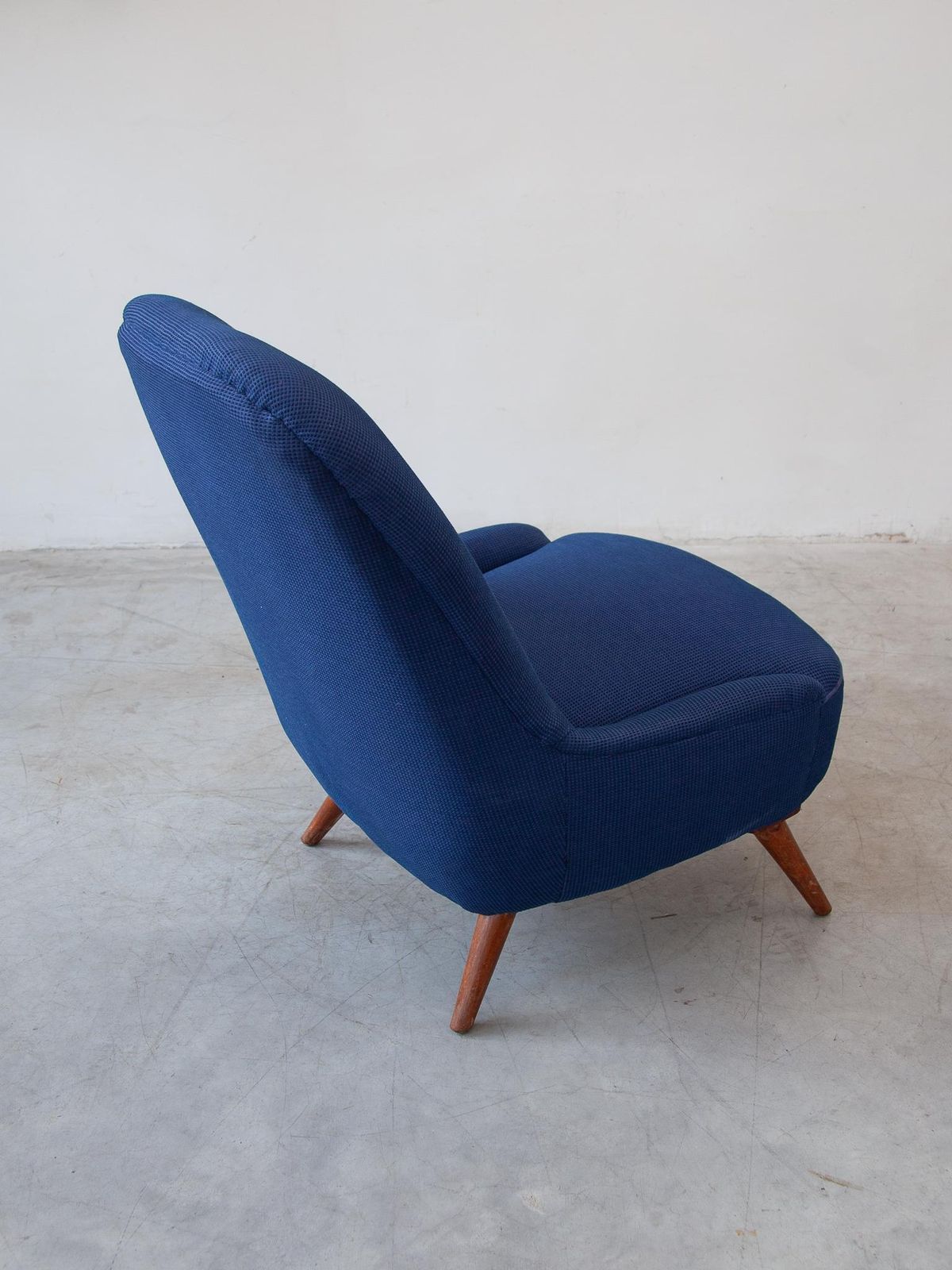 Midcentury Modern Cobalt Blue Lounge Chair By Fredericia, Denmark, 1950s photo buy