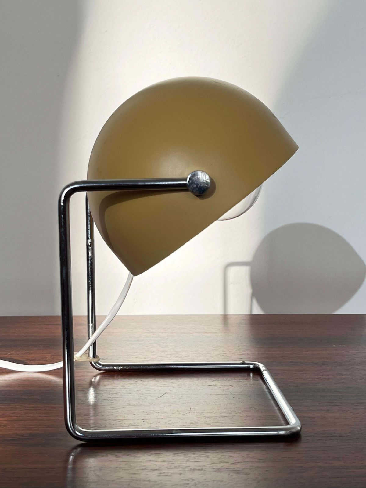 Zeldzame mid-century tafellamp van Josef Hůrka voor Napako, jaren 1960 photo vinterior