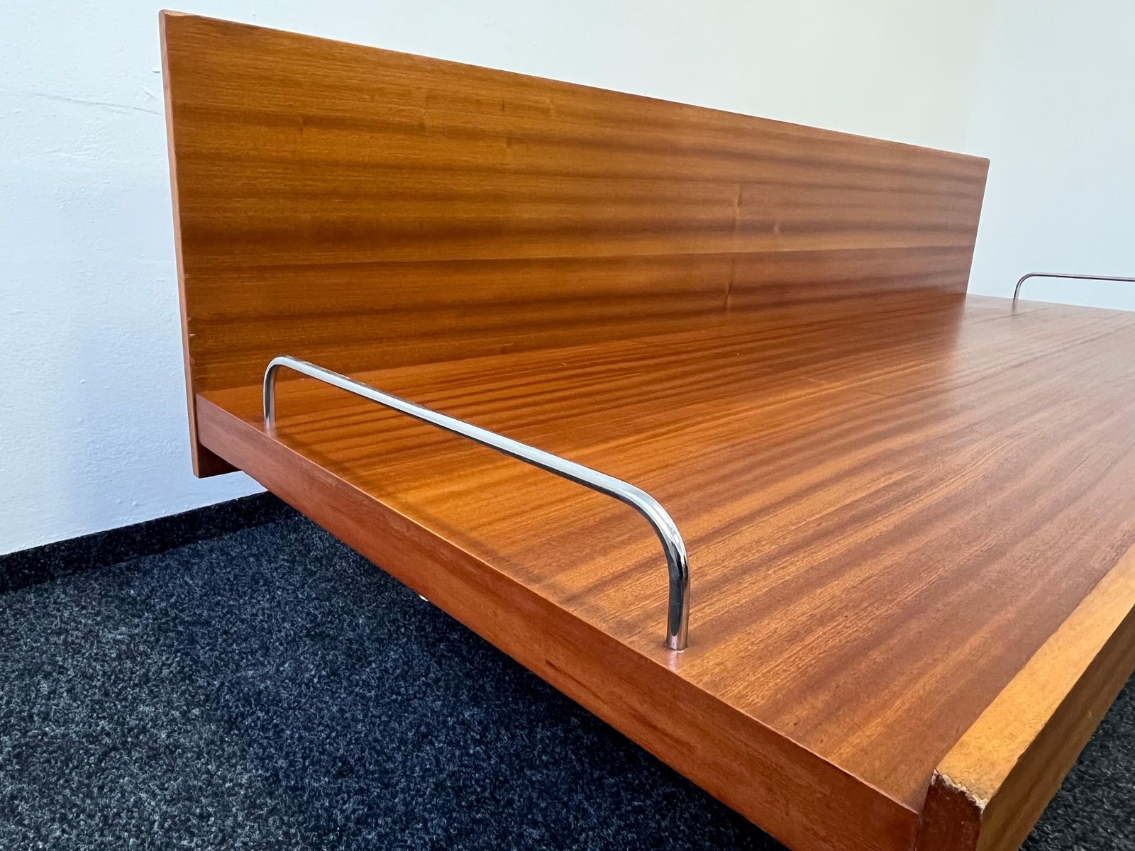Mid Century 2 Zits Designsofa/Daybed In Mahonie — 1970 / Tsjecho Slowakije photo Meubels