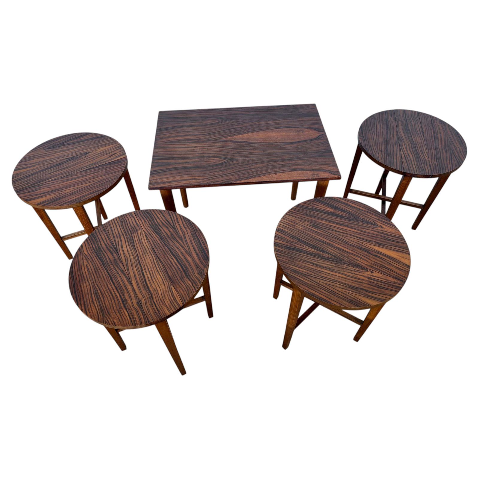 Série de tables gigognes en palissandre, par Poul Hundevad, Danemark, années 1960