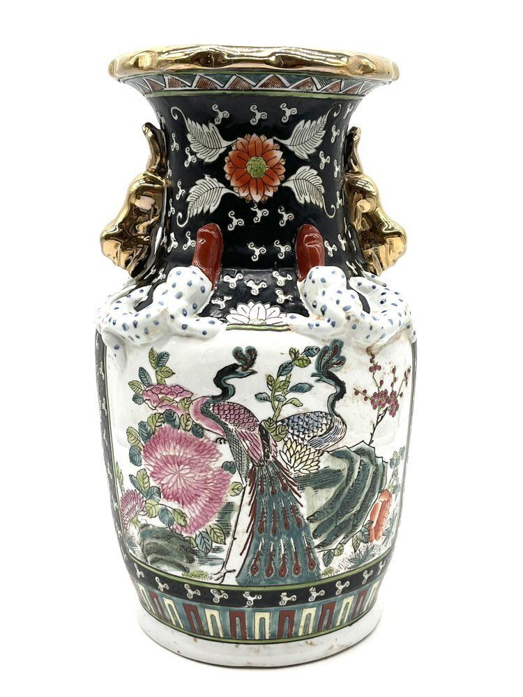 Chinese Qing Dynasty Tongzhi Vase With Peacock Motif, 1862 1874 photo 11037.0