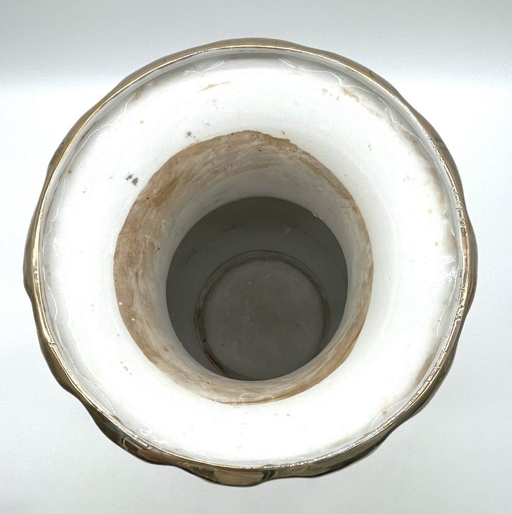 11037.0 Chinese Qing Dynasty Tongzhi Vase With Peacock Motif, 1862 1874 photo
