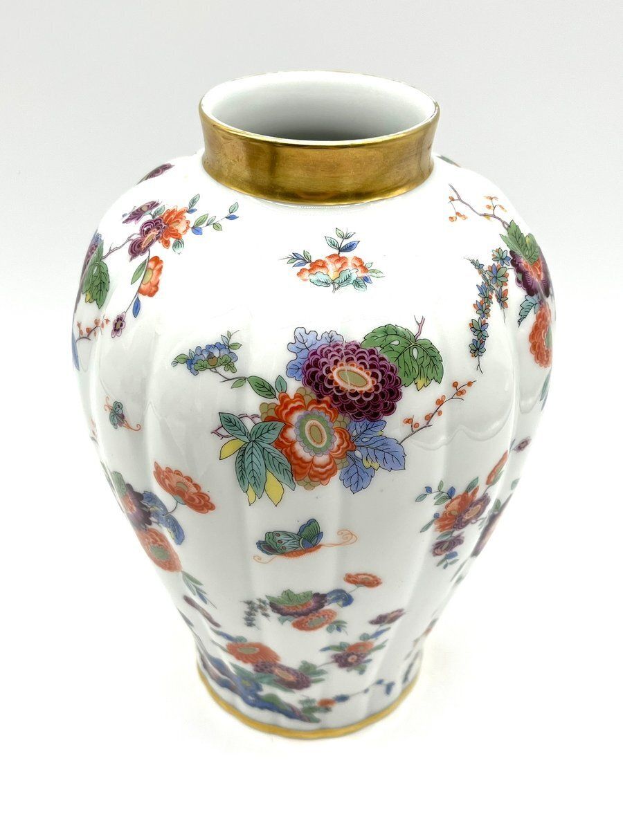 Porcelain Vase With Heron, Flower & Butterfly Motif From Thomas Bavaria, 1990s photo furniture