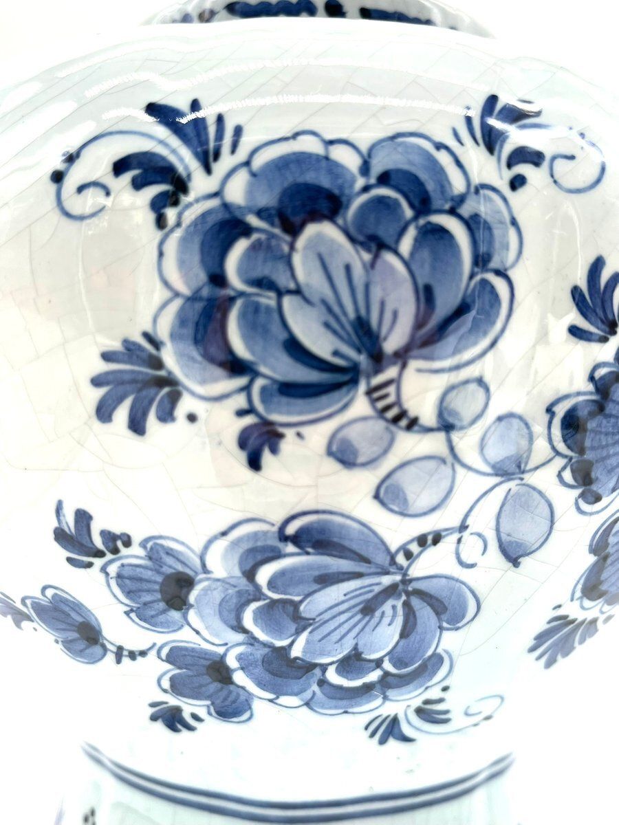 Blue Delft Baluster Vase With Lid photo vinterior