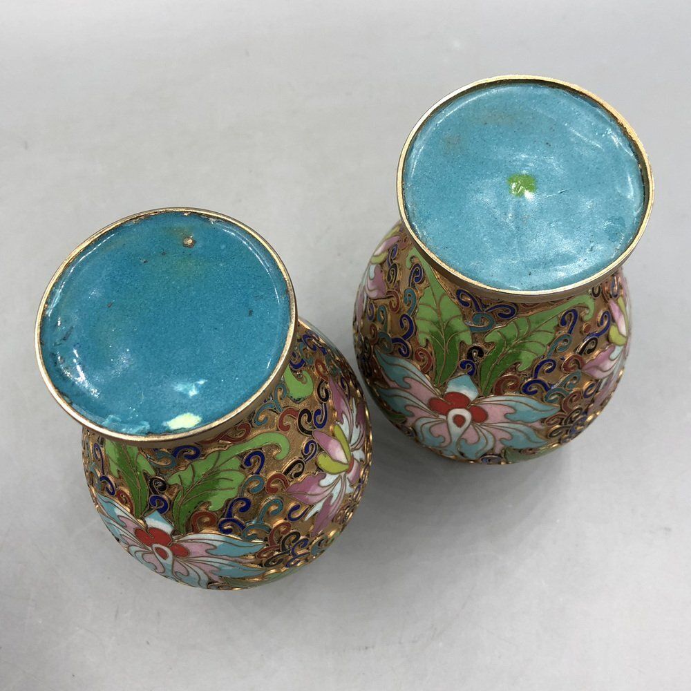 photo vintage Champlevé Cloisonné Vase, China, 1900s, Set Of 2