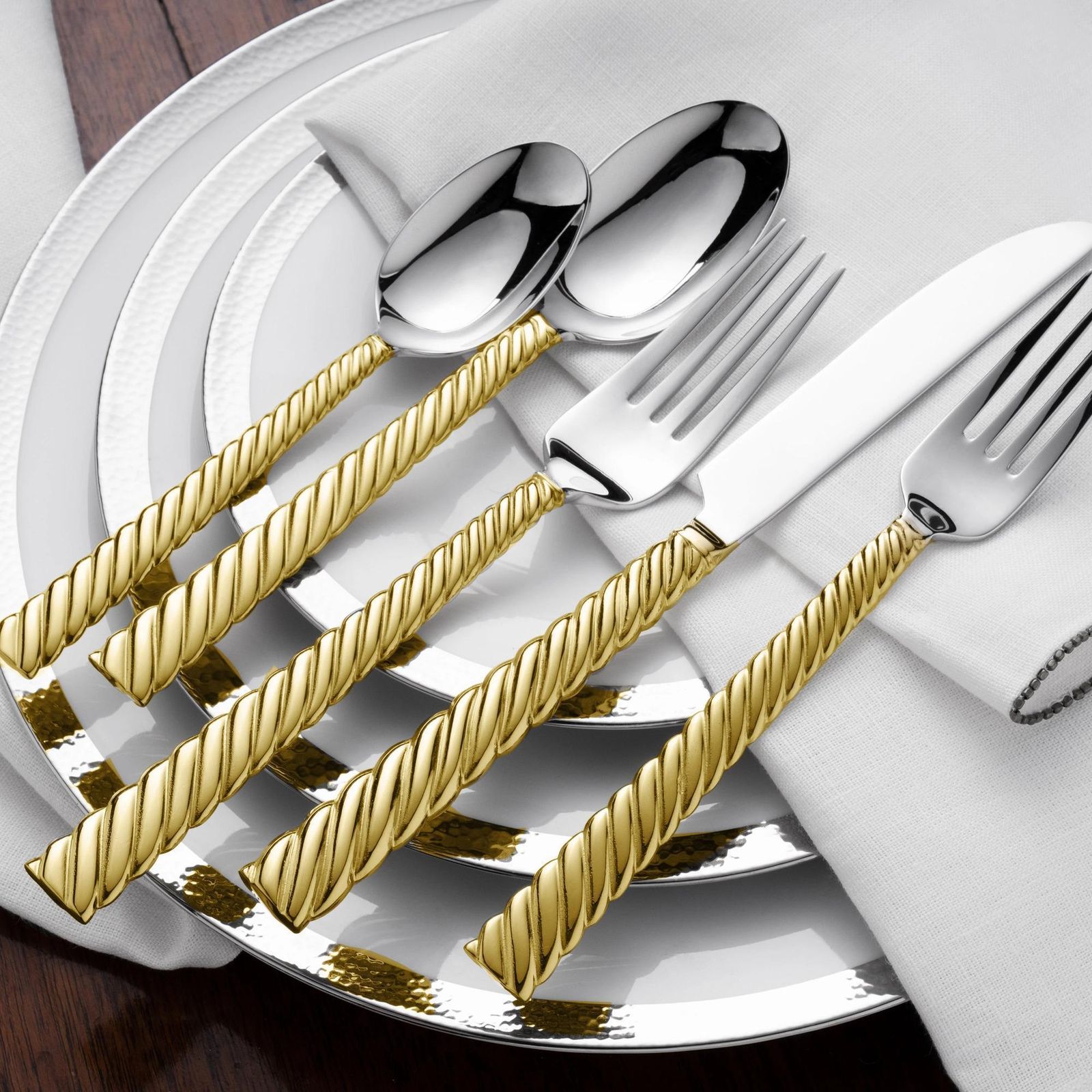 Ten Set Of 5 Piece Contemporary Gold Stainless Steel Twist Handle Flatware photo Home Decor