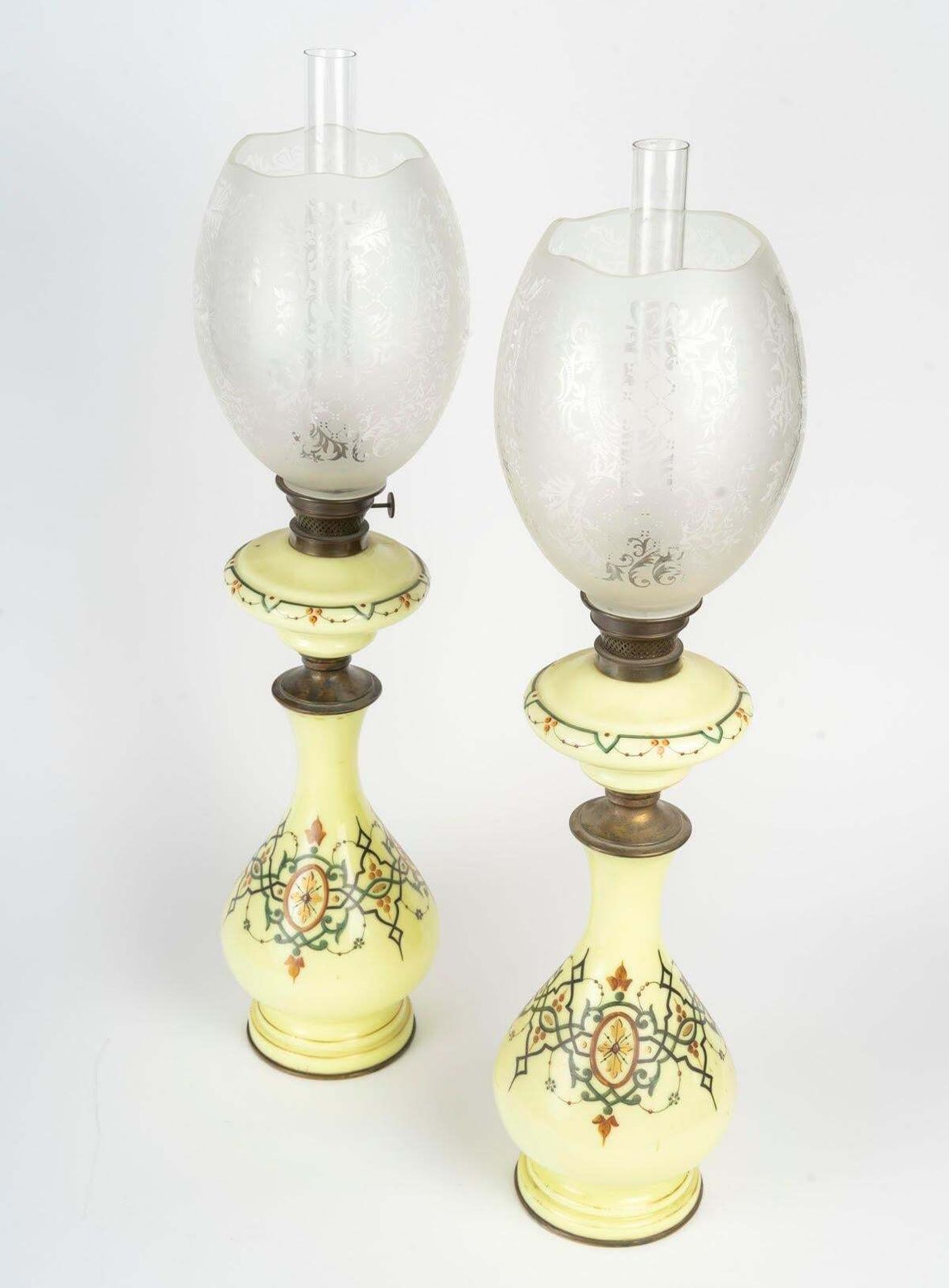 Pair Of Oil Lamps, Painted Opaline Glass With Crystal Shades, 19th Century. photo vinterior