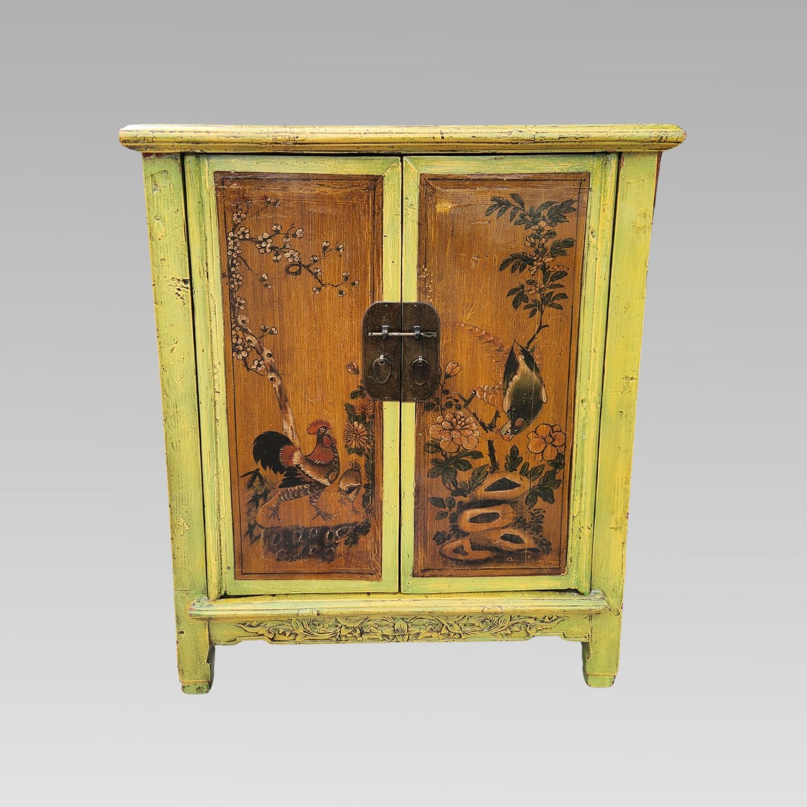 Fabulous Chinese Oriental Yellow Lacquer Chinoiserie Cupboard photo furniture