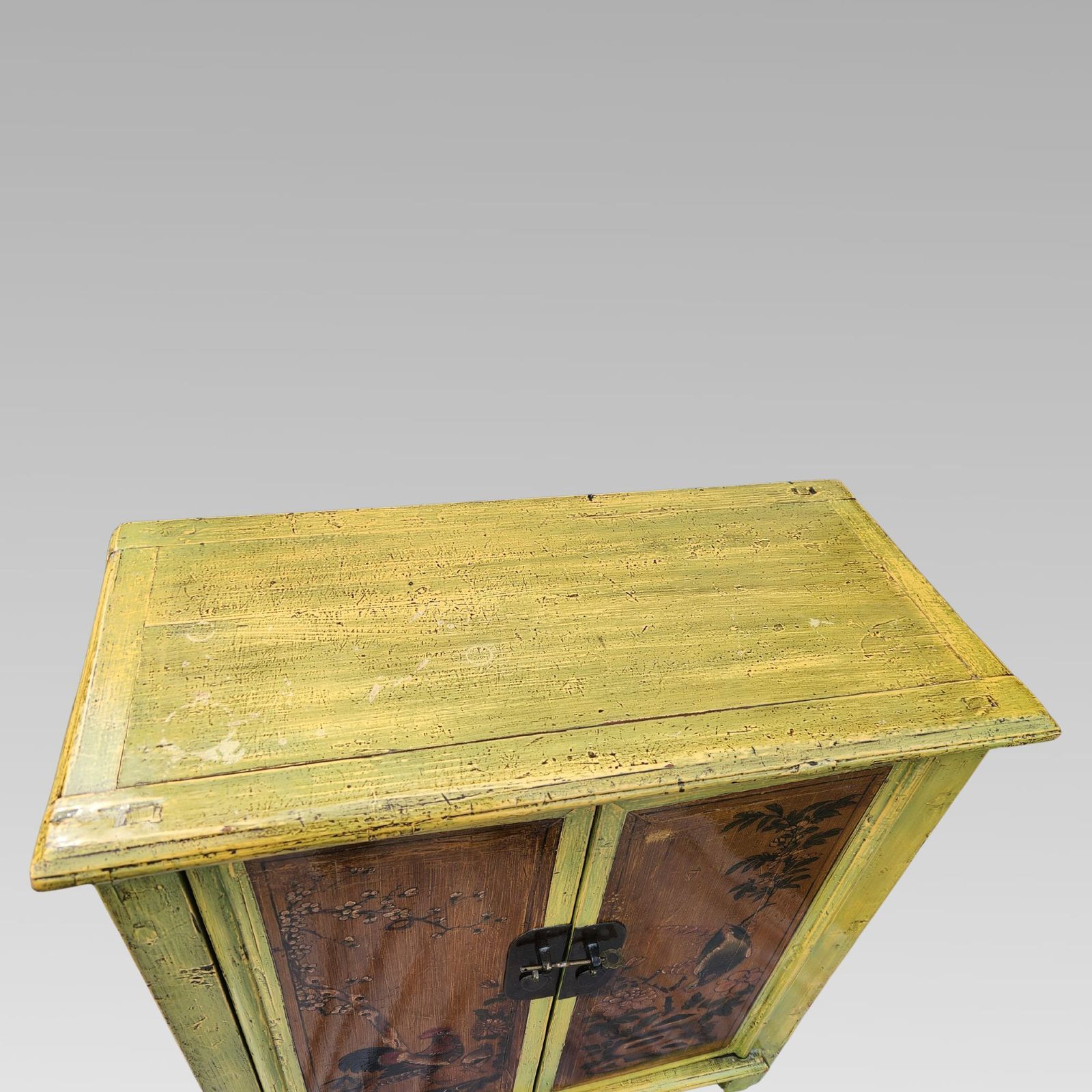 Fabulous Chinese Oriental Yellow Lacquer Chinoiserie Cupboard photo Furniture