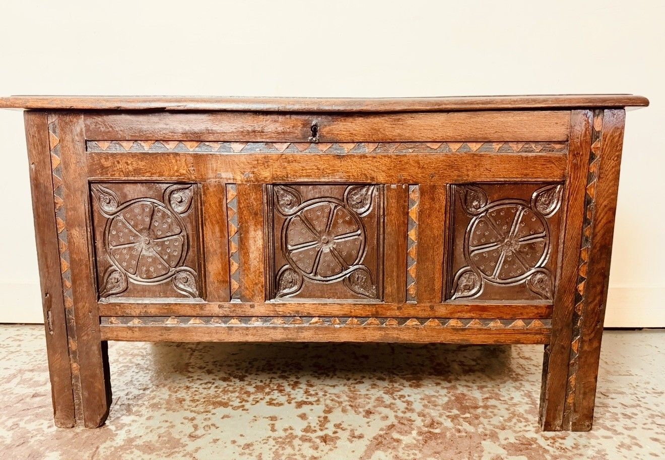 695.0 A Rare & Beautiful 300 Year Old Georgian Antique Oak Coffer C1730 photo