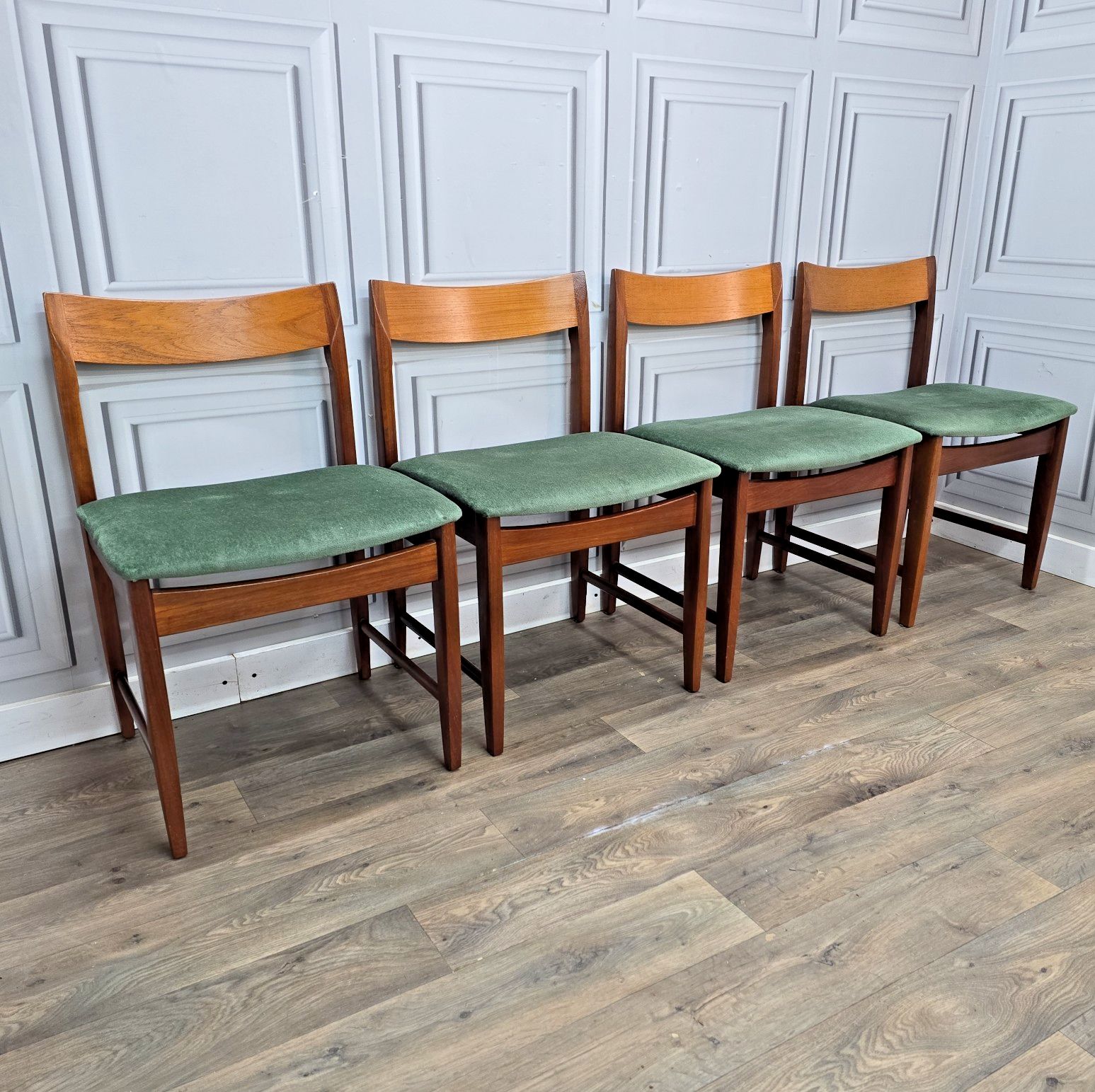 Mid Century Dining Chairs Vintage Solid Wood Teak 4 Danish Style Retro Mcm