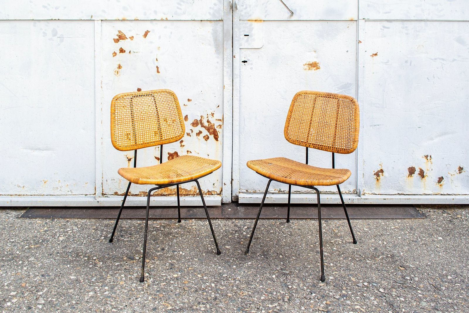 Model 550 eetkamerstoelen in riet van Dirk Van Sliedregt, Nederland, jaren 1950, set van 2 photo furniture