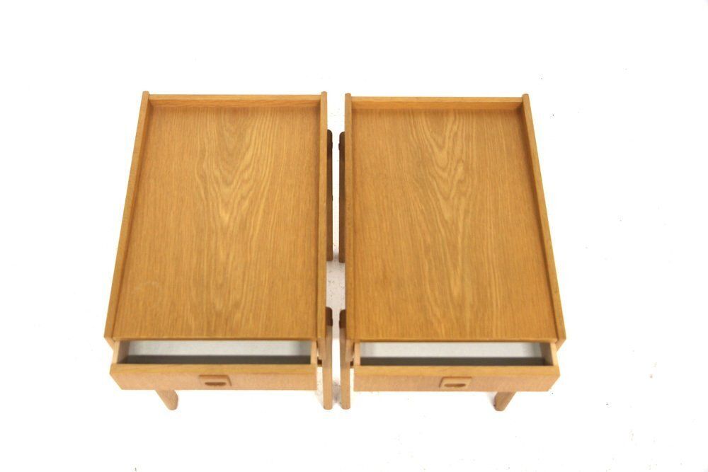 Tables de chevet en chêne, Suède, années 1960, lot de 2 photo for sale