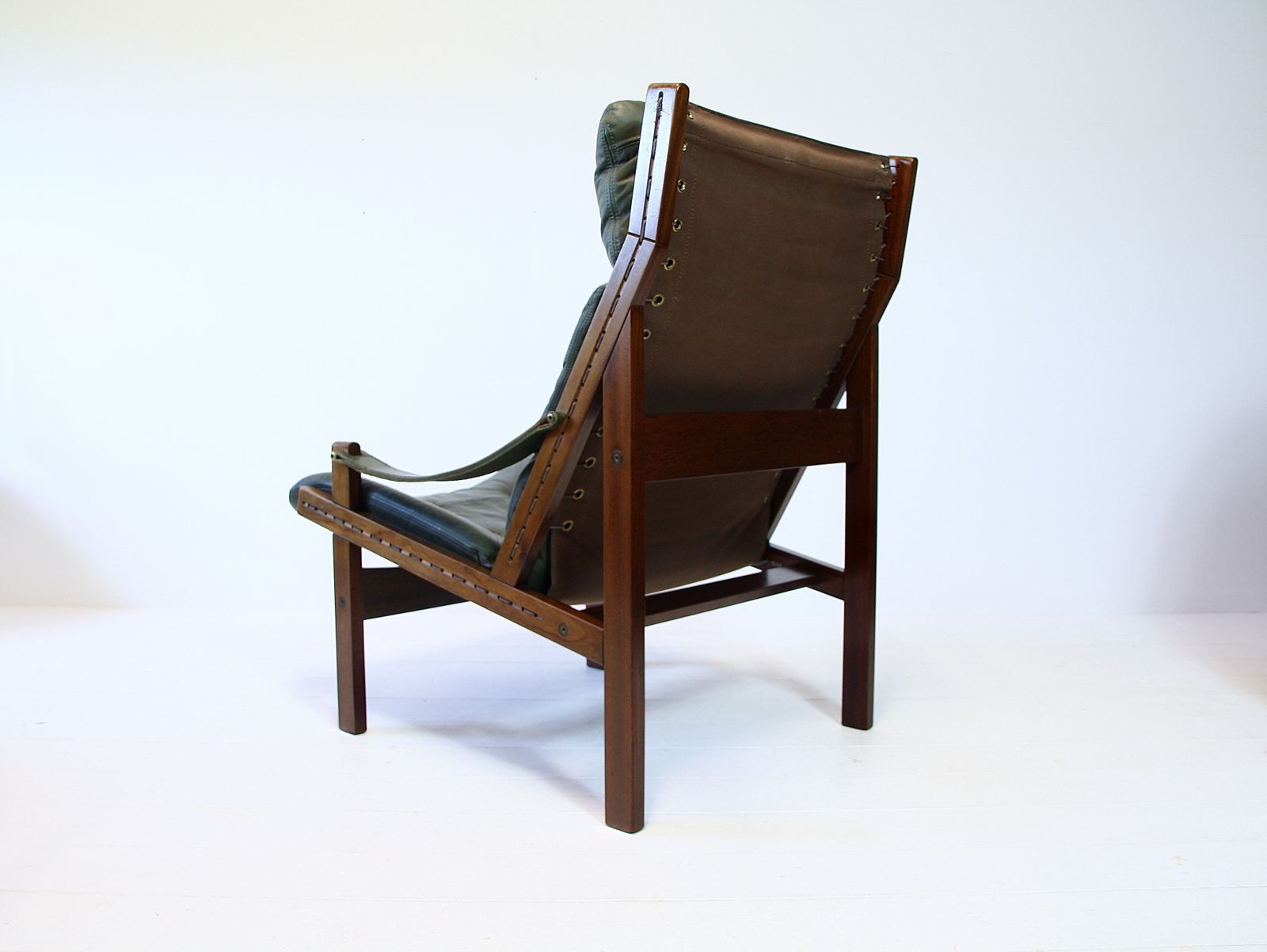 photo vinterior Torbjorn Afdal Hunter Safari Highback Leather Armchair Norwegian 1960s