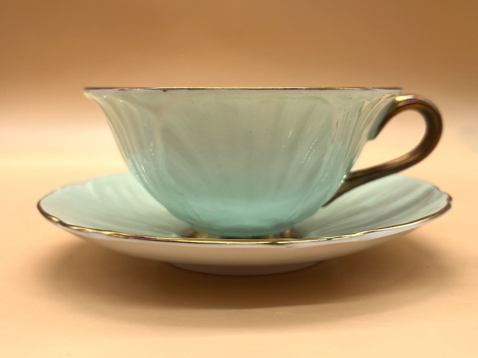 Vintage Shelley Melody Chintz Oleander Shape Tea Duo. Ca. 1945-66. 13412. photo vinterior