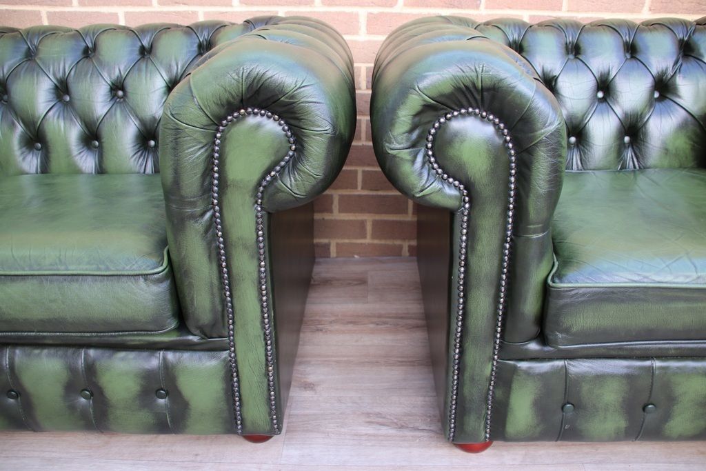 Chesterfield Suite photo vintage