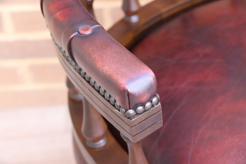 photo buy Vintage Chesterfield Captains Chair
