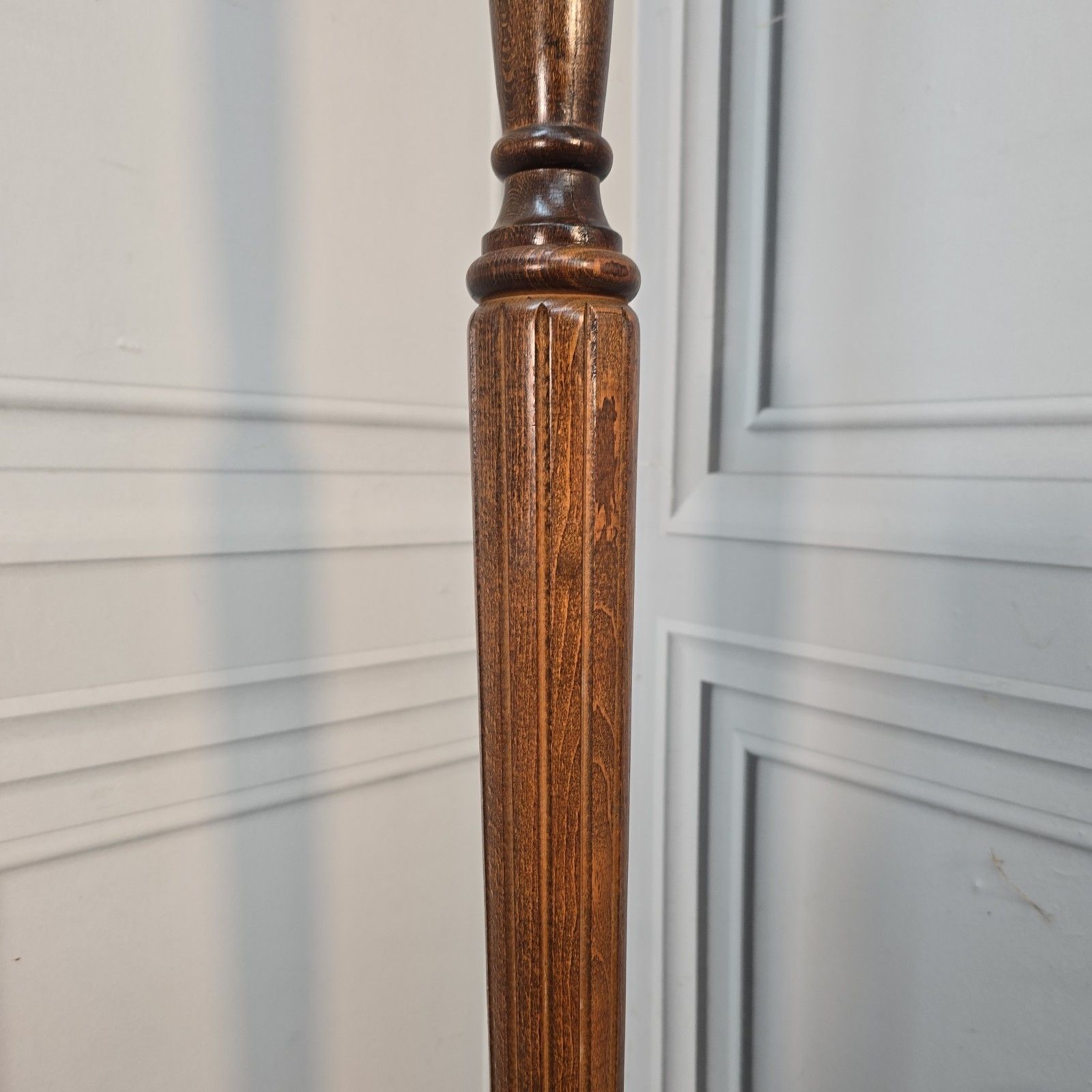 Vintage Oak Standard Lamp Turned Wooden Fluted Floor Light For Rewire Retro photo vintage