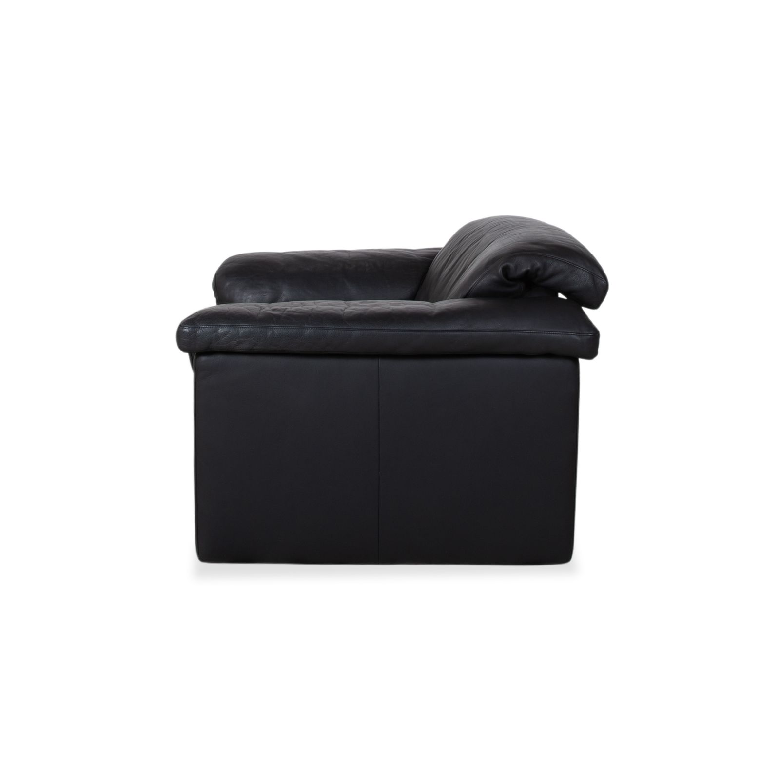 photo for sale Fauteuil Rolf Benz 4000 en cuir noir