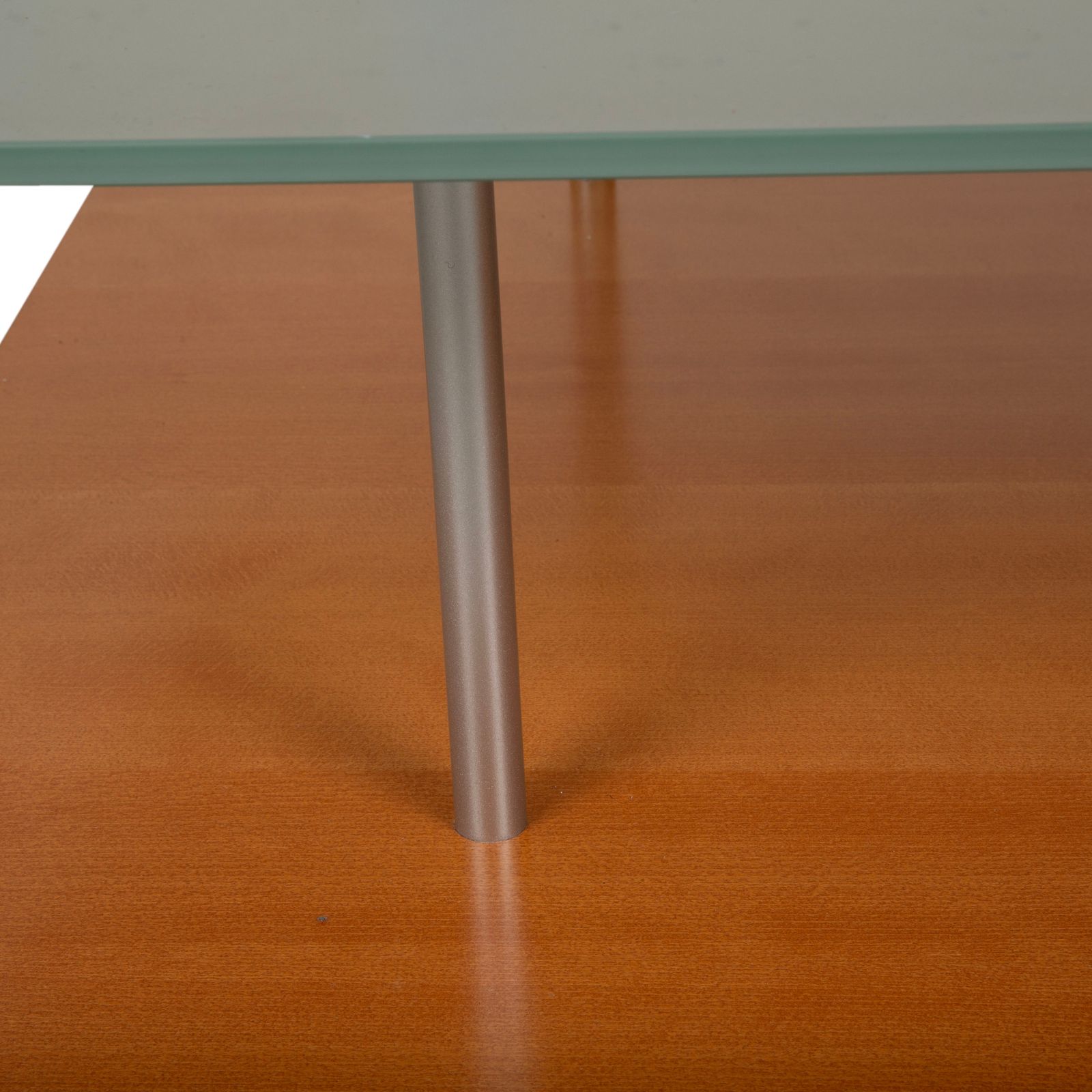 Table basse Ligne Roset en bois et verre, poirier brun, 120 x 78 cm photo 670.0