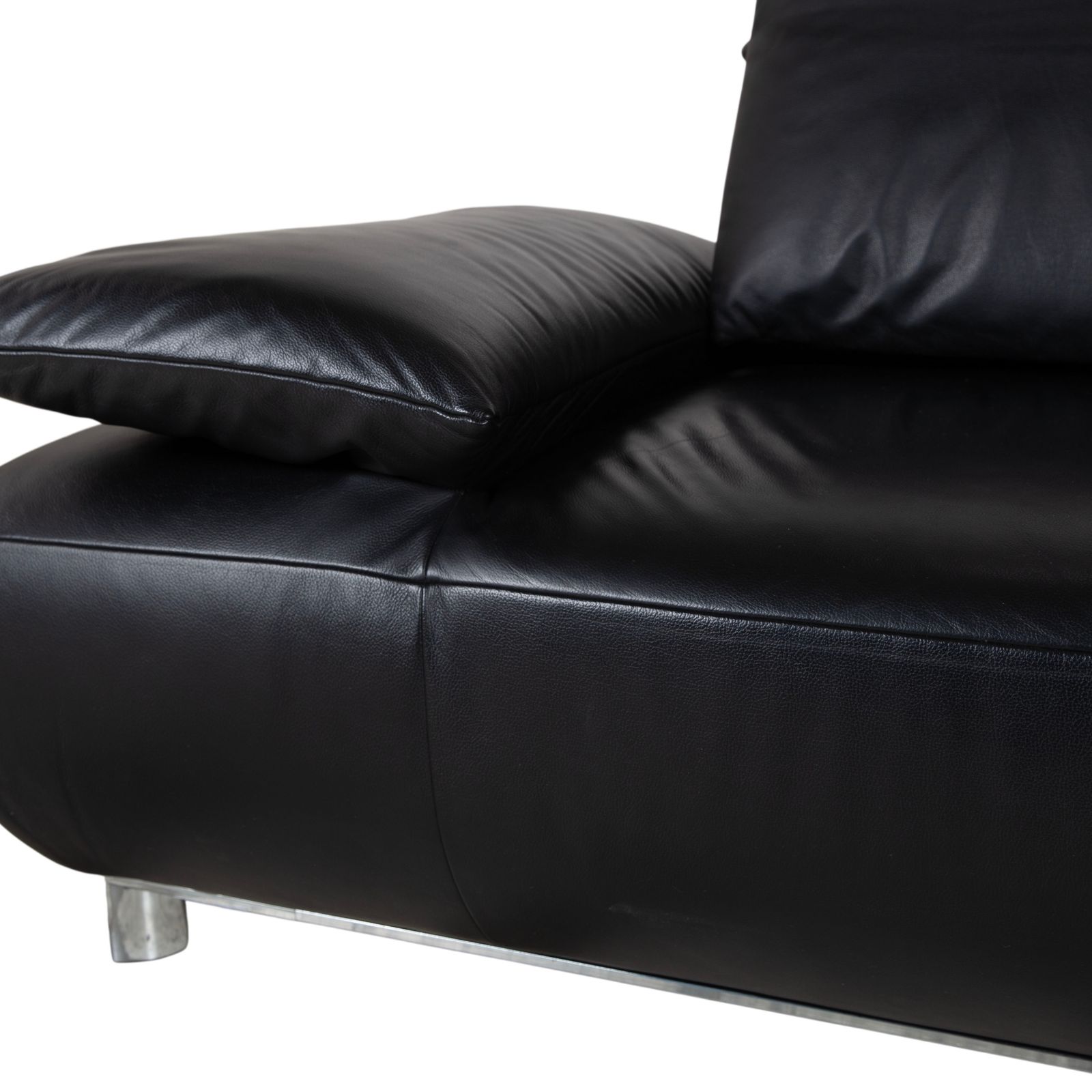 photo furniture Canapé 2 places Koinor Volare en cuir noir, fonction manuelle