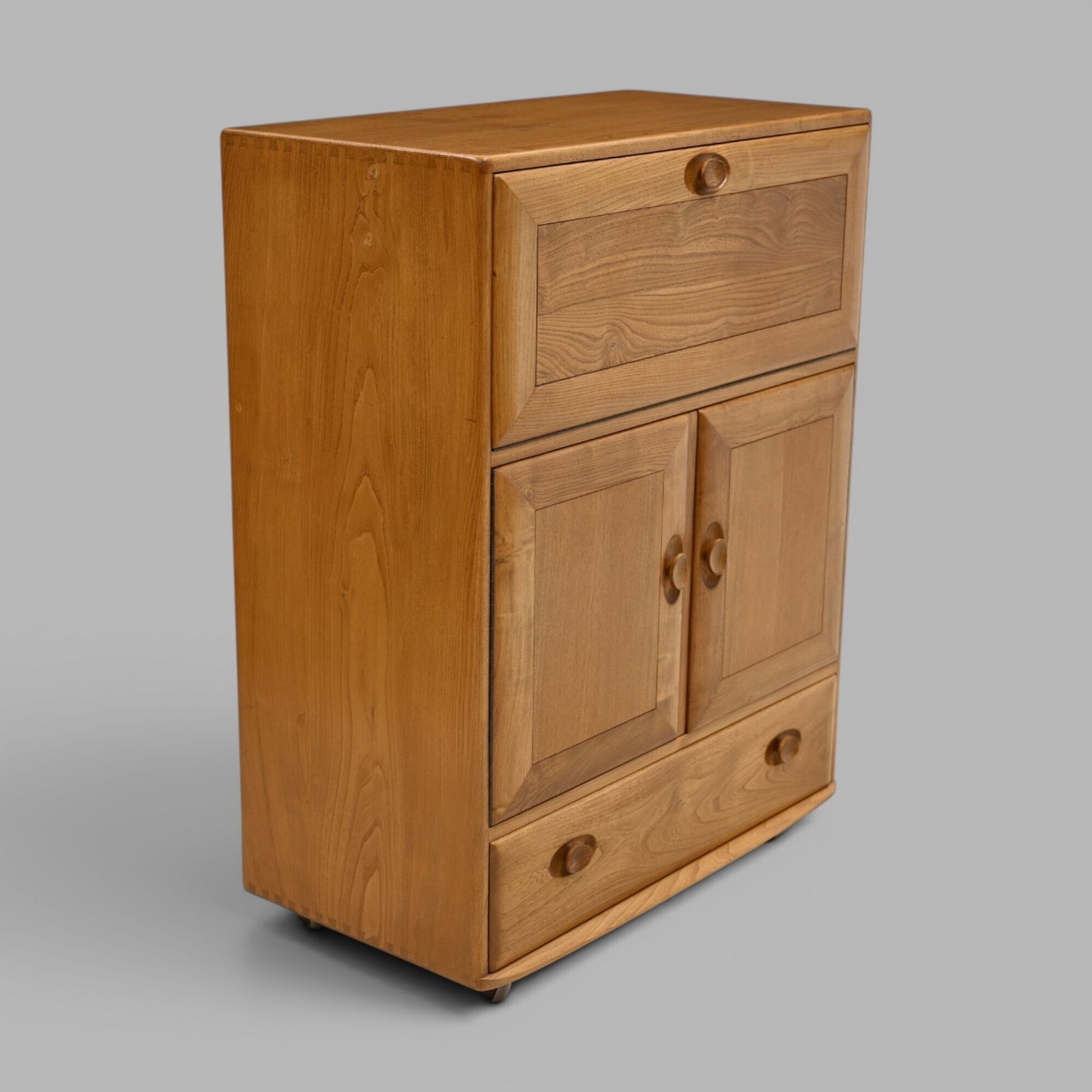 Ercol Drinks Cabinet Gin/Drinks Light Finish Free Uk Delivery photo vintage