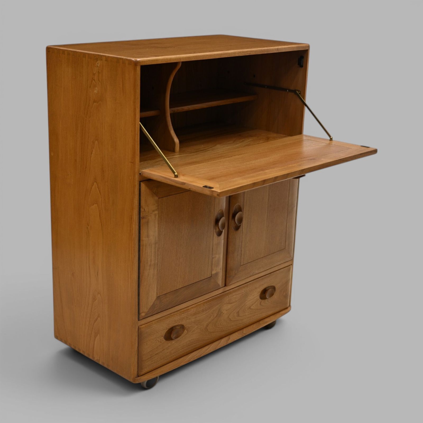 photo vinterior Ercol Drinks Cabinet Gin/Drinks Light Finish Free Uk Delivery
