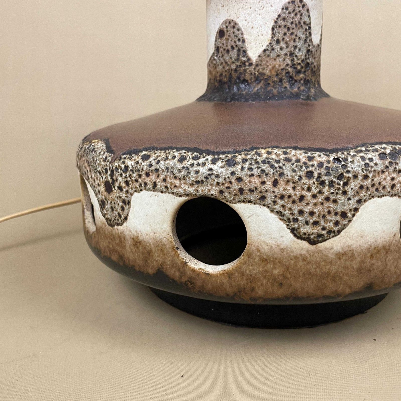 Large Ceramic Patterned Brown Studio Pottery Lamp Bedside Table Light Vase Retro Cottage Natural Antique Pattern Handmade Dripped Glaze photo 175.0