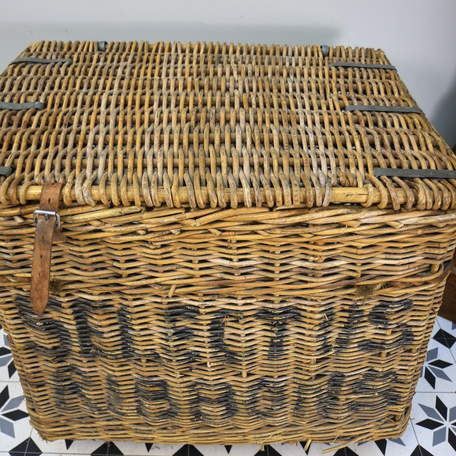Arthur Craven Mill Basket In Wicker With Rope Handles And Lid photo buy
