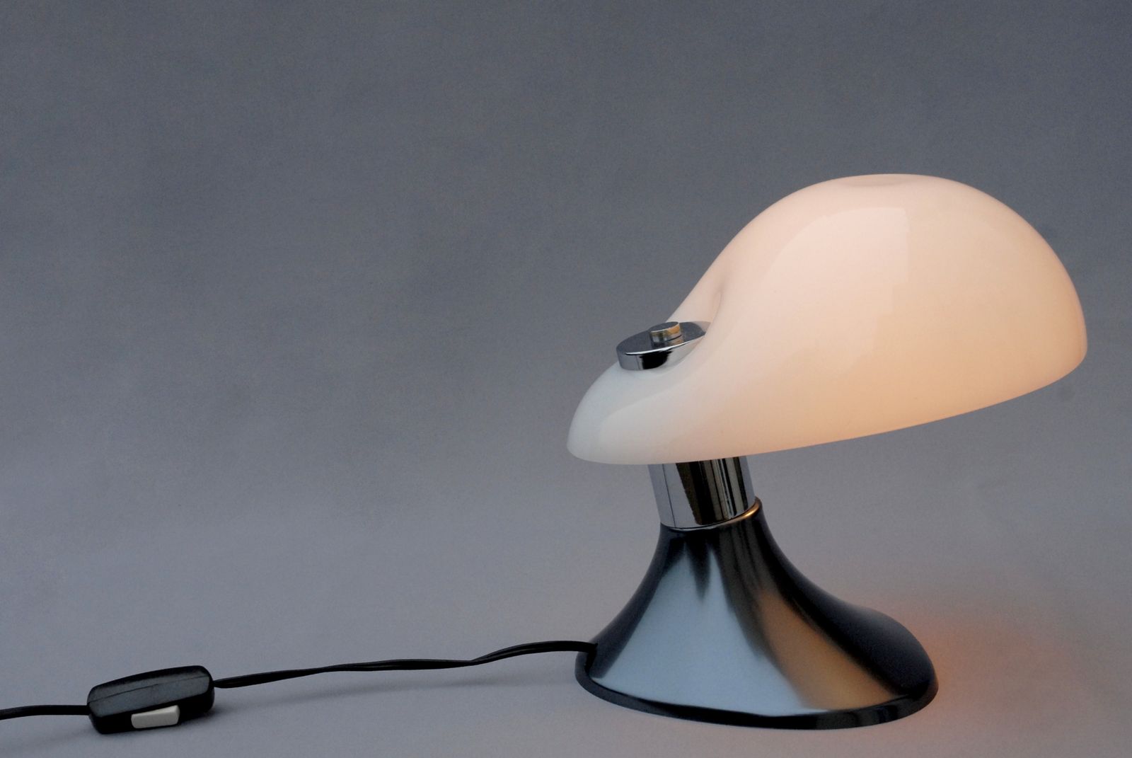 Cobra Table Lamp From Guzzini, Italy, 1970s photo vintage