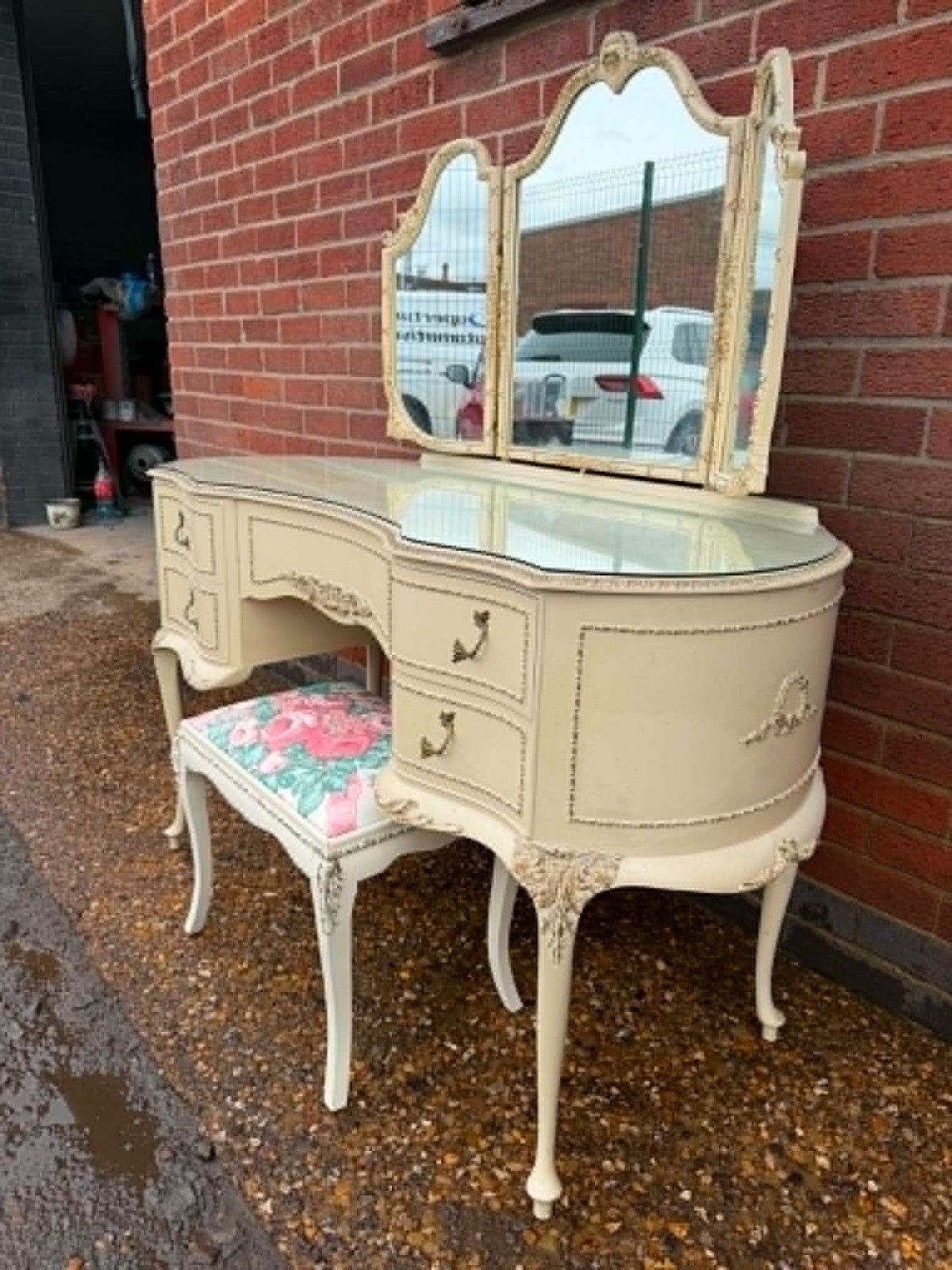 French Style Dressing Table With Triple By Mirror And  Stool photo furniture