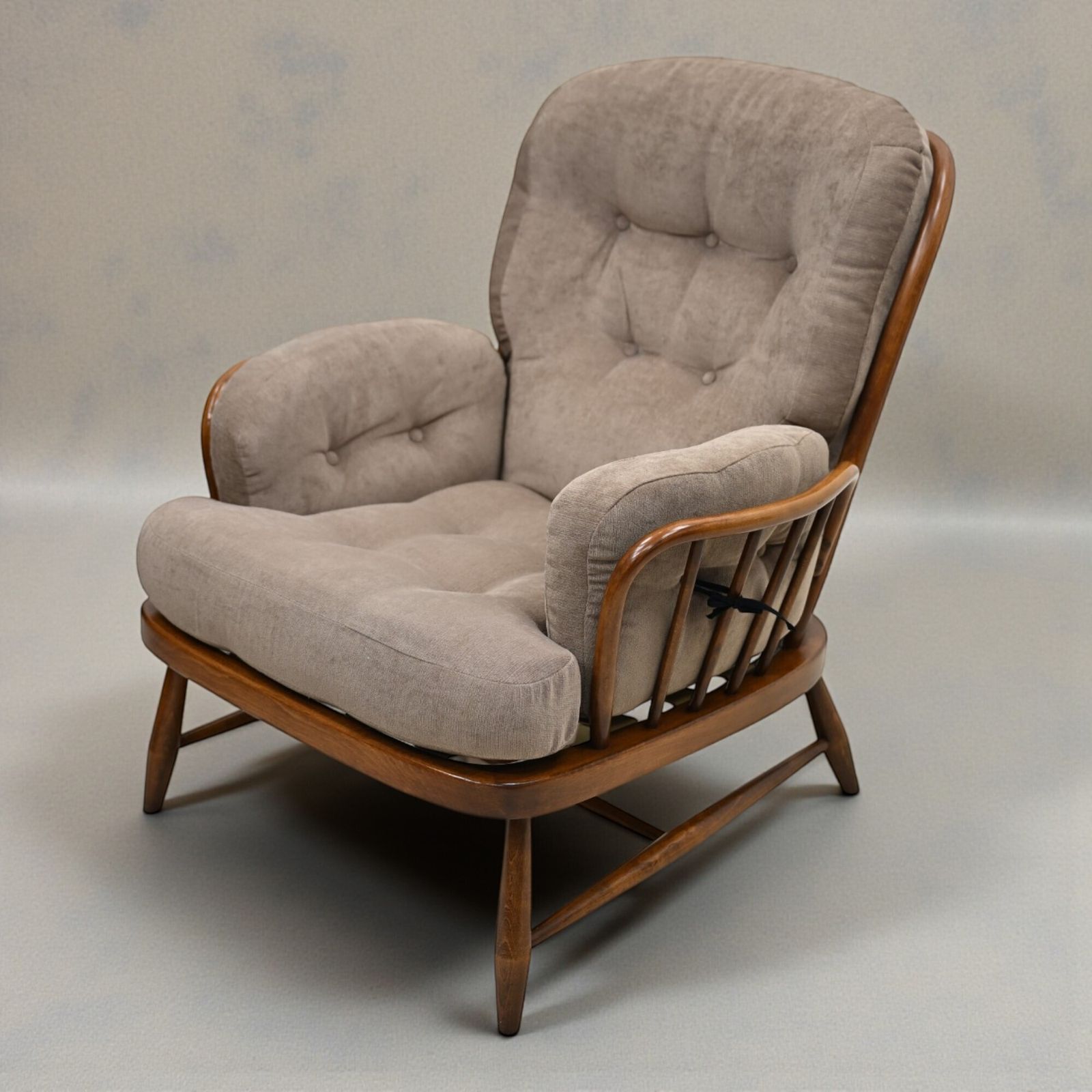 Ercol Jubilee Easy Armchair New Upholstery And Webbing Free Uk Delivery